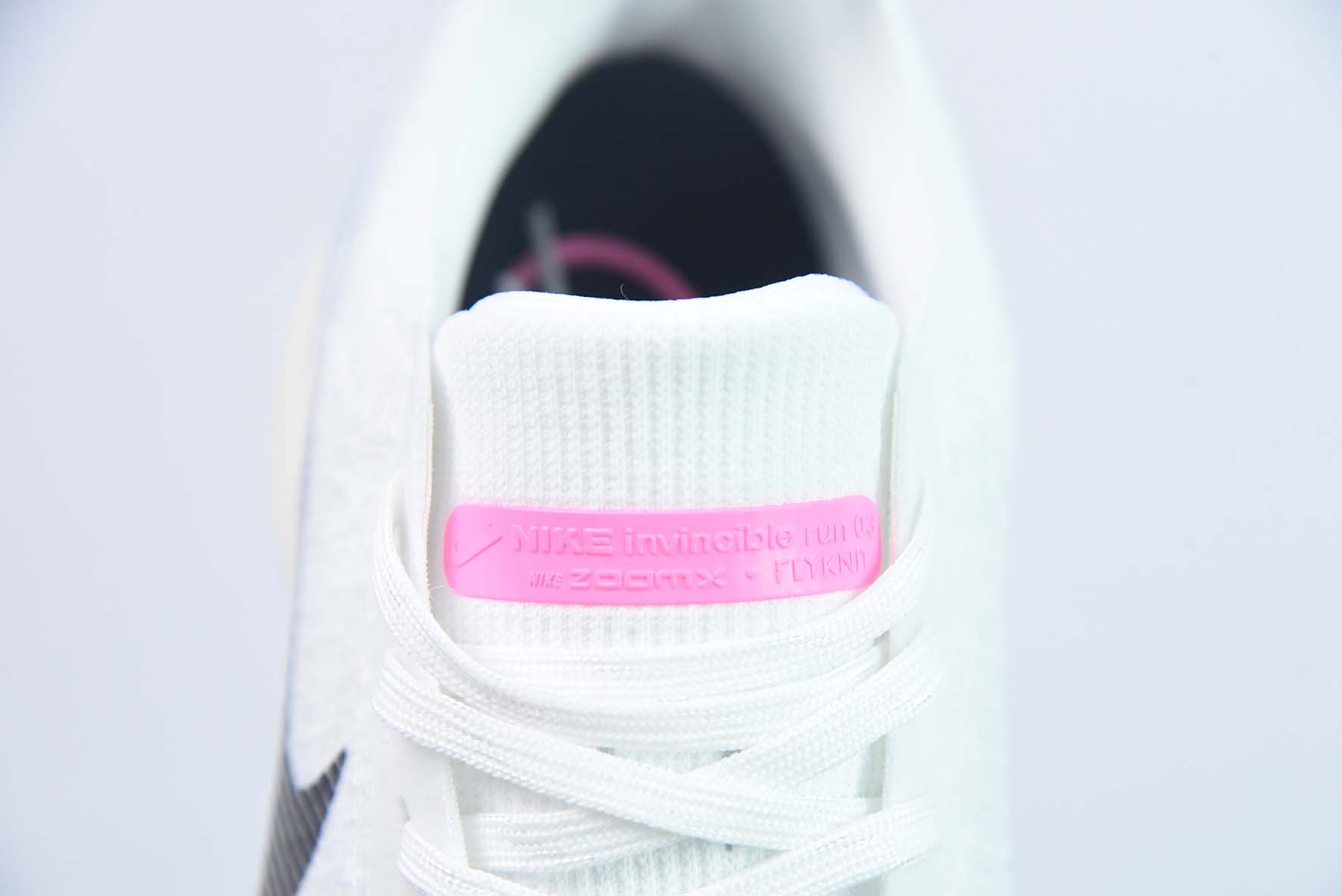 NIKE Zoom X Invincible Run Fk 3 马拉松机能风格运动鞋 货号：DR2615 100