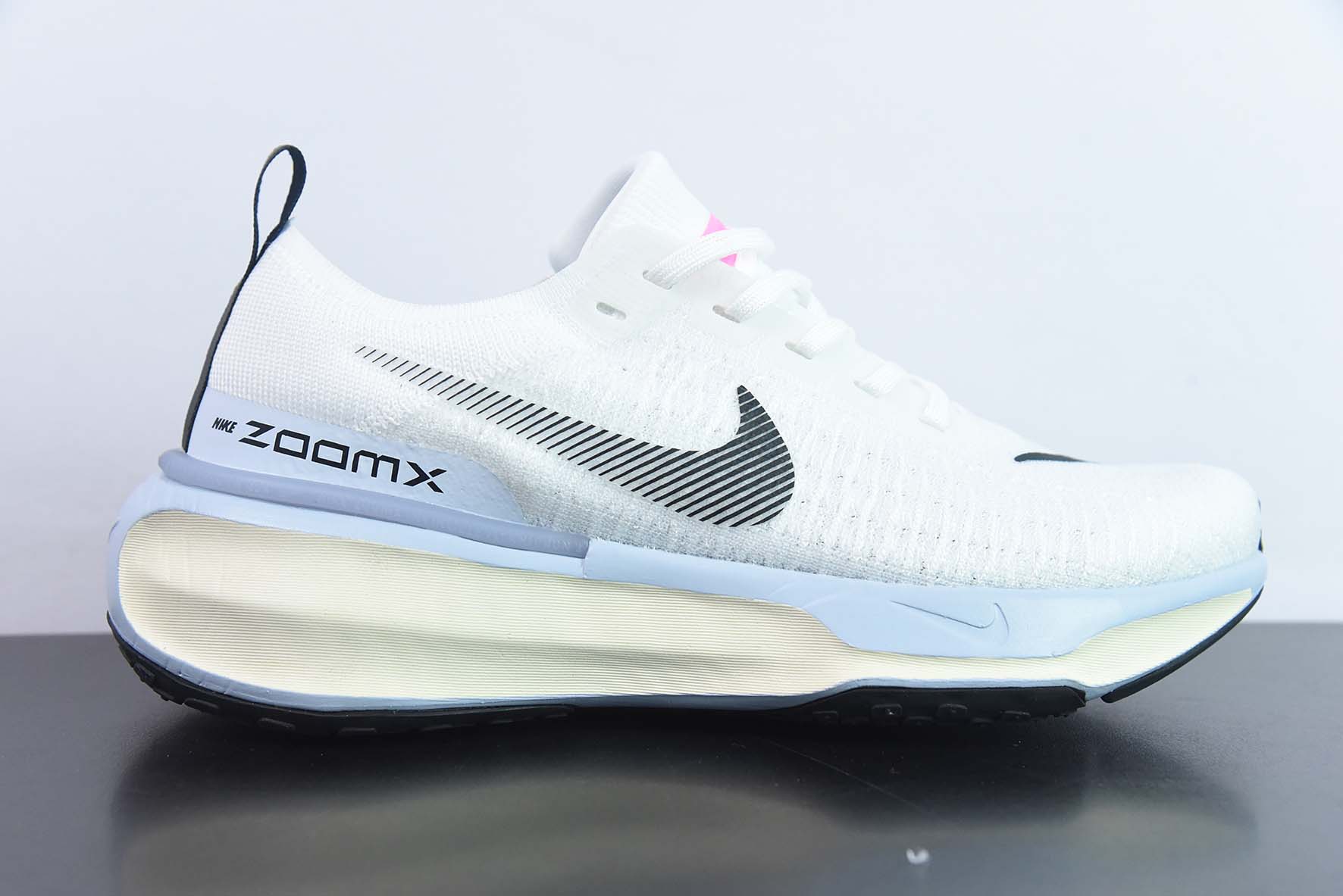 NIKE Zoom X Invincible Run Fk 3 马拉松机能风格运动鞋 货号：DR2615 100