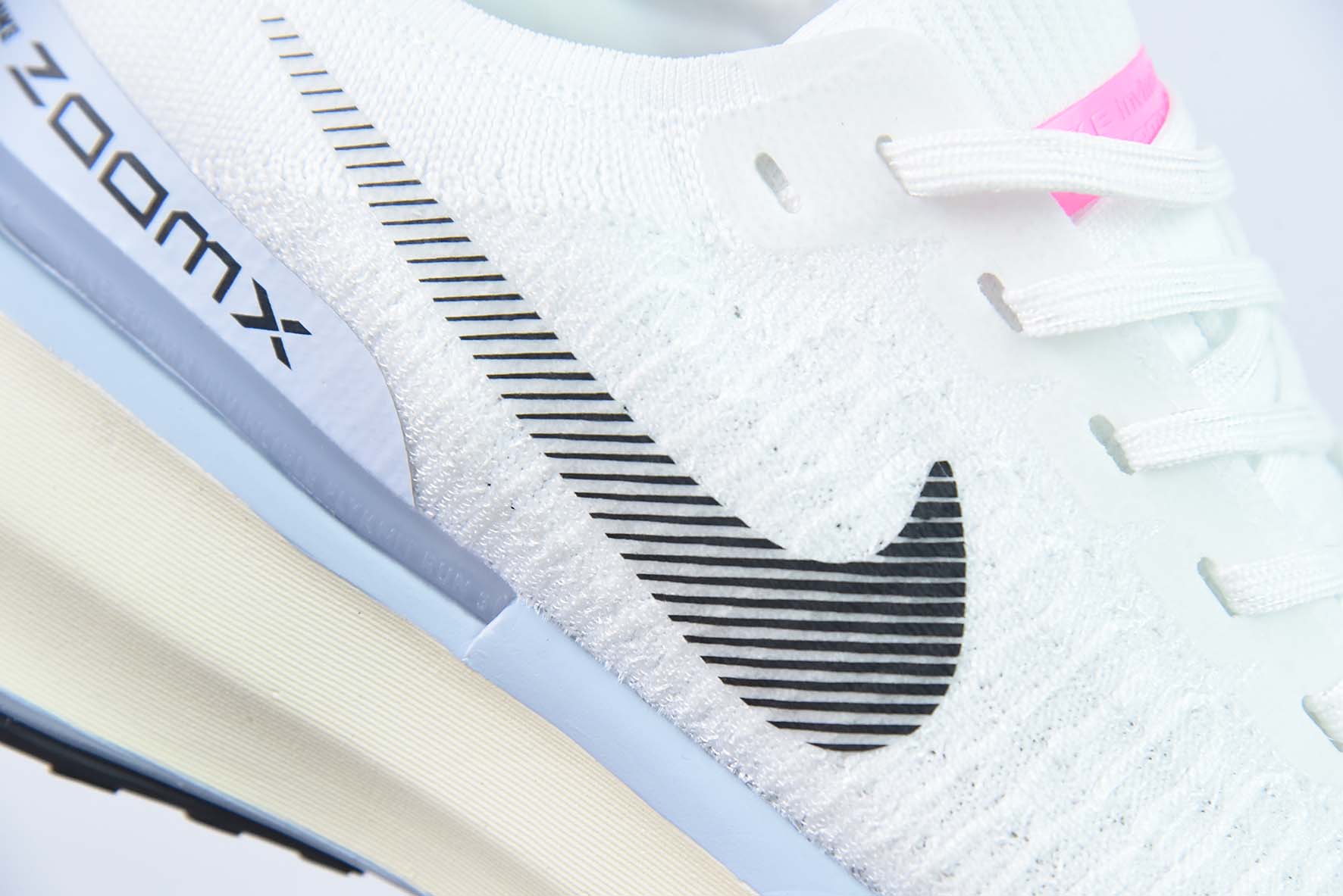 NIKE Zoom X Invincible Run Fk 3 马拉松机能风格运动鞋 货号：DR2615 100