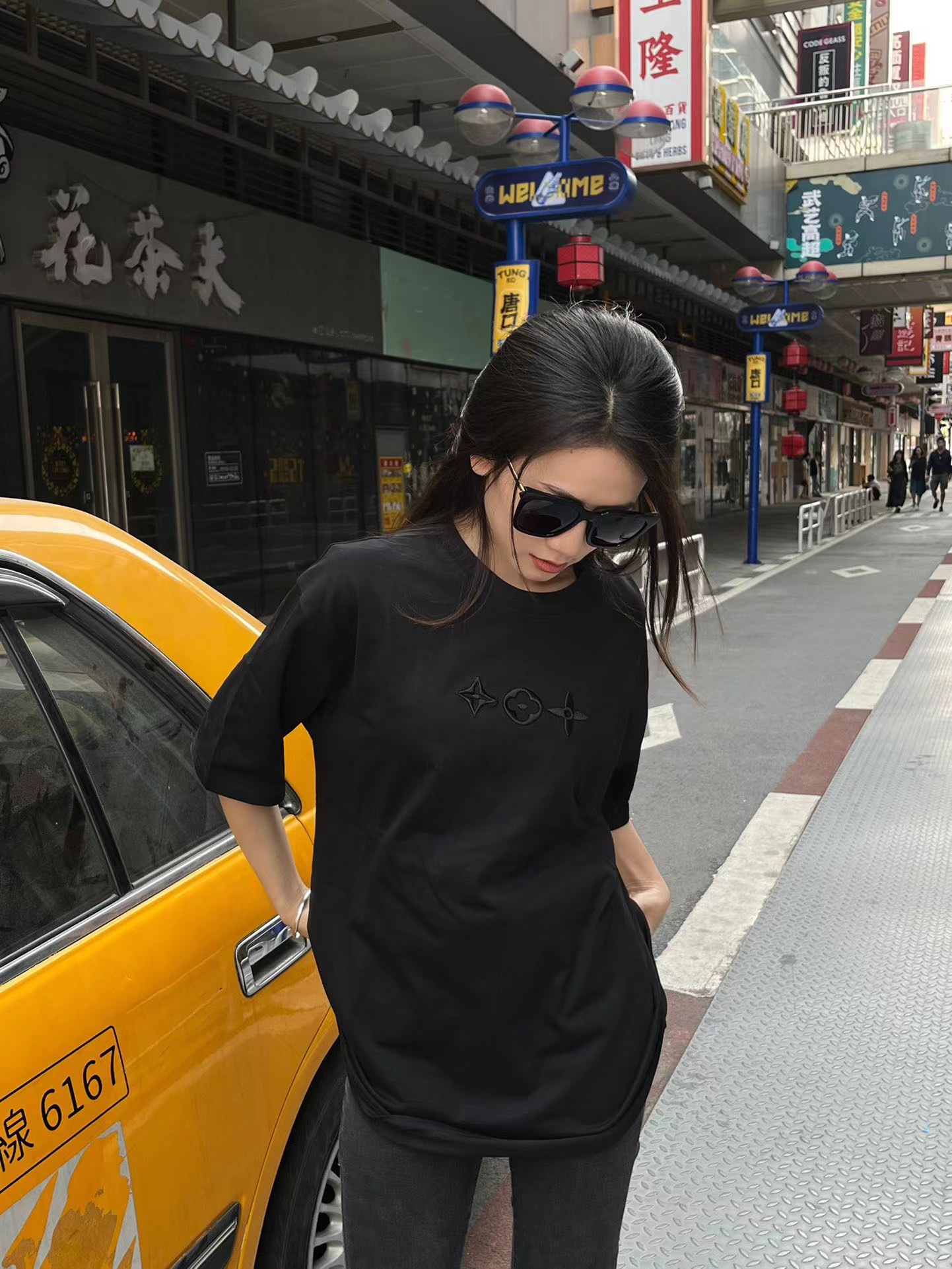 上身素材# Louisviutton/路易威登 LV 23FW新款三花刺绣短袖