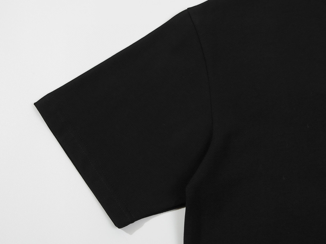 Gucc/古驰 书本兔系列短袖T恤 黑色