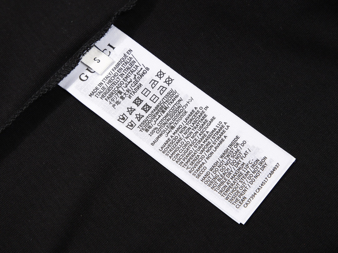 Gucc/古驰 书本兔系列短袖T恤 黑色