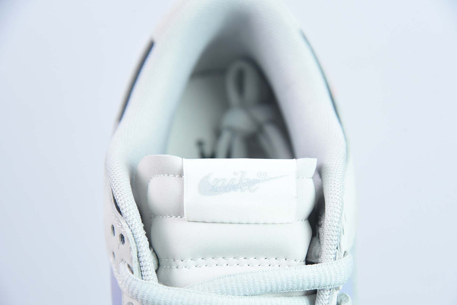 Nike SB Dunk Low   复古DC低帮运动鞋 货号: RU2236-563