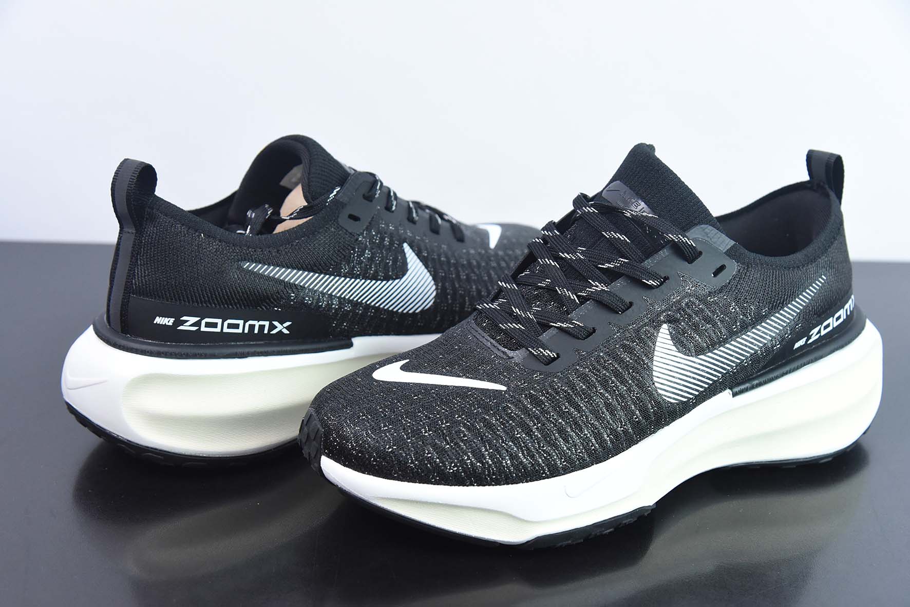 Nk Zoom X Invincible Run Fk 3 马拉松机能风格运动鞋 货号：DR2615-001