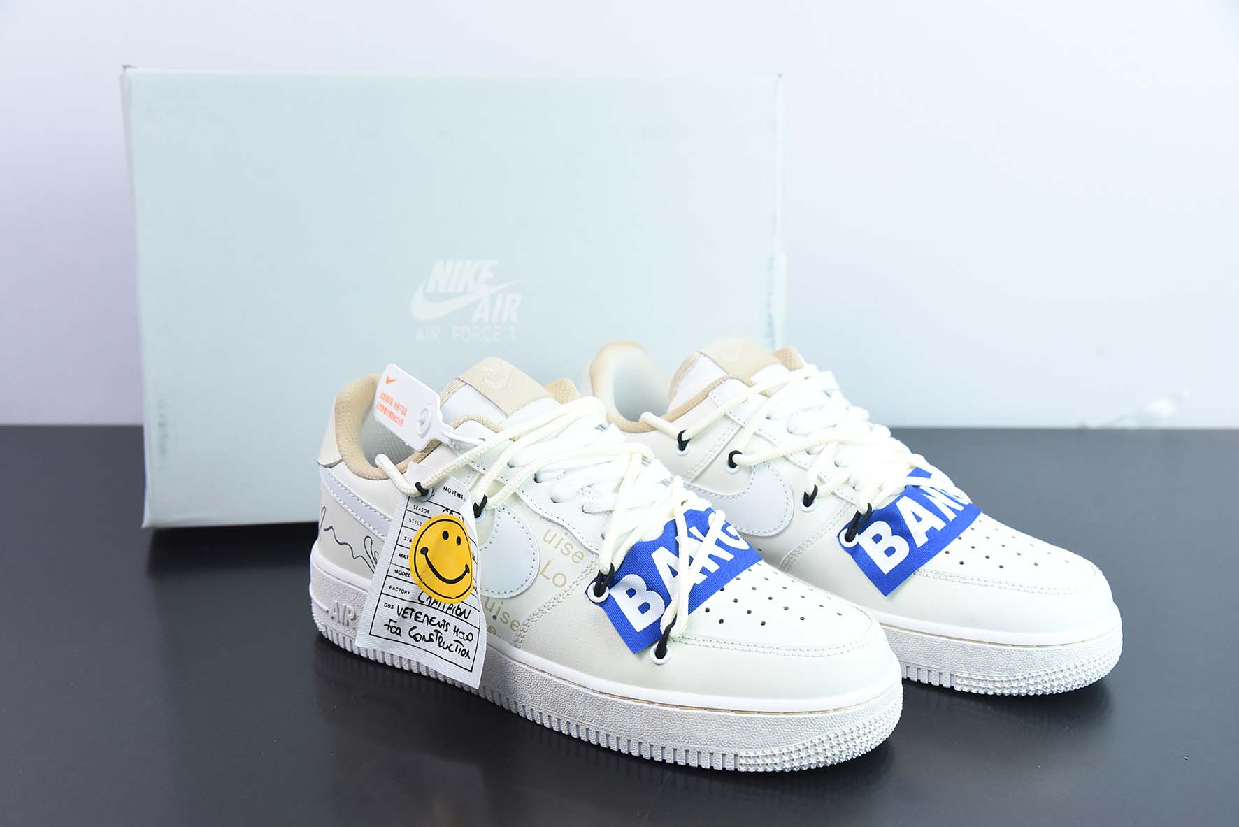 Nike Air Force 1 AF1 空军一号/低帮 米白 笑脸 货号：CW2288-111