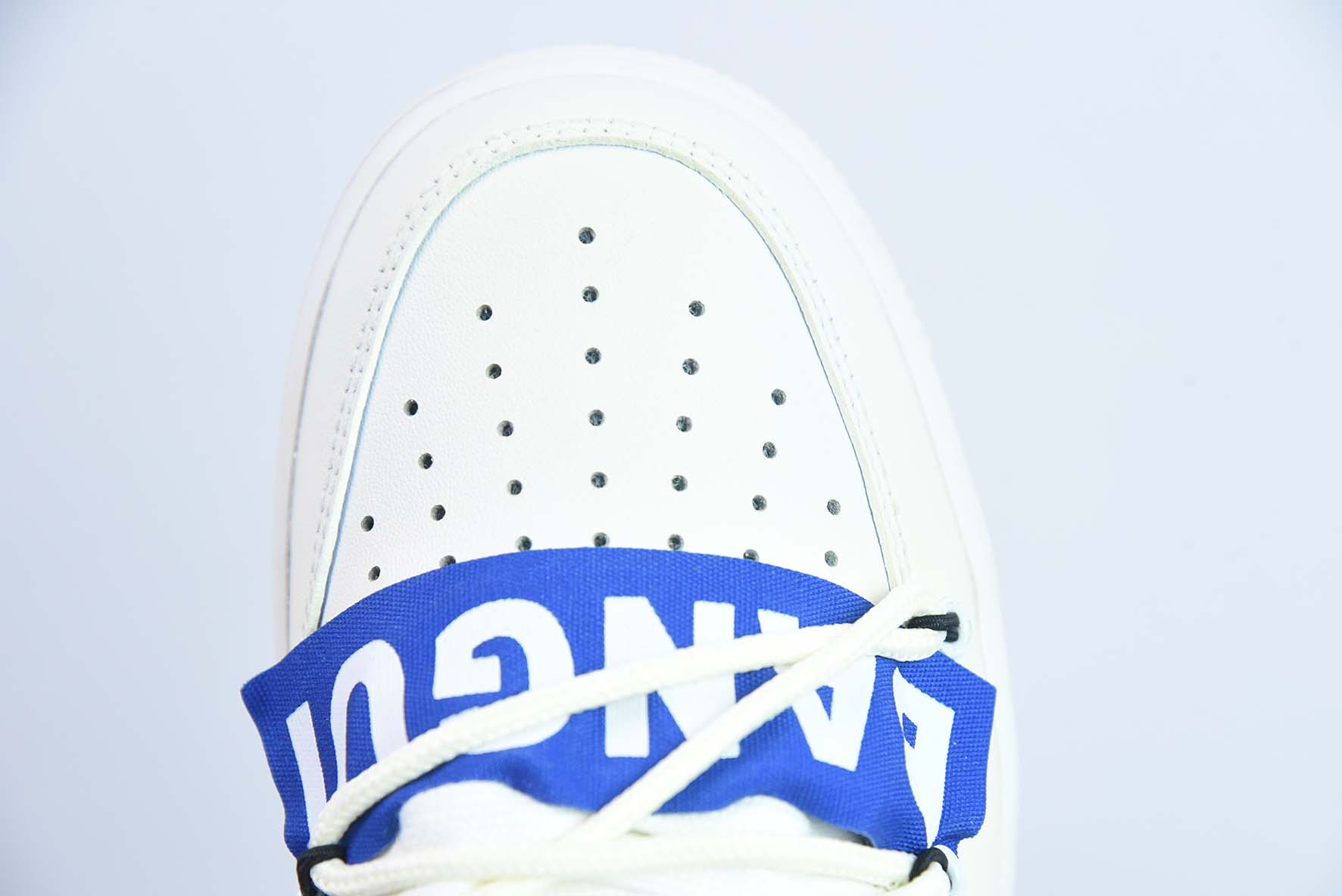 Nike Air Force 1 AF1 空军一号/低帮 米白 笑脸 货号：CW2288-111
