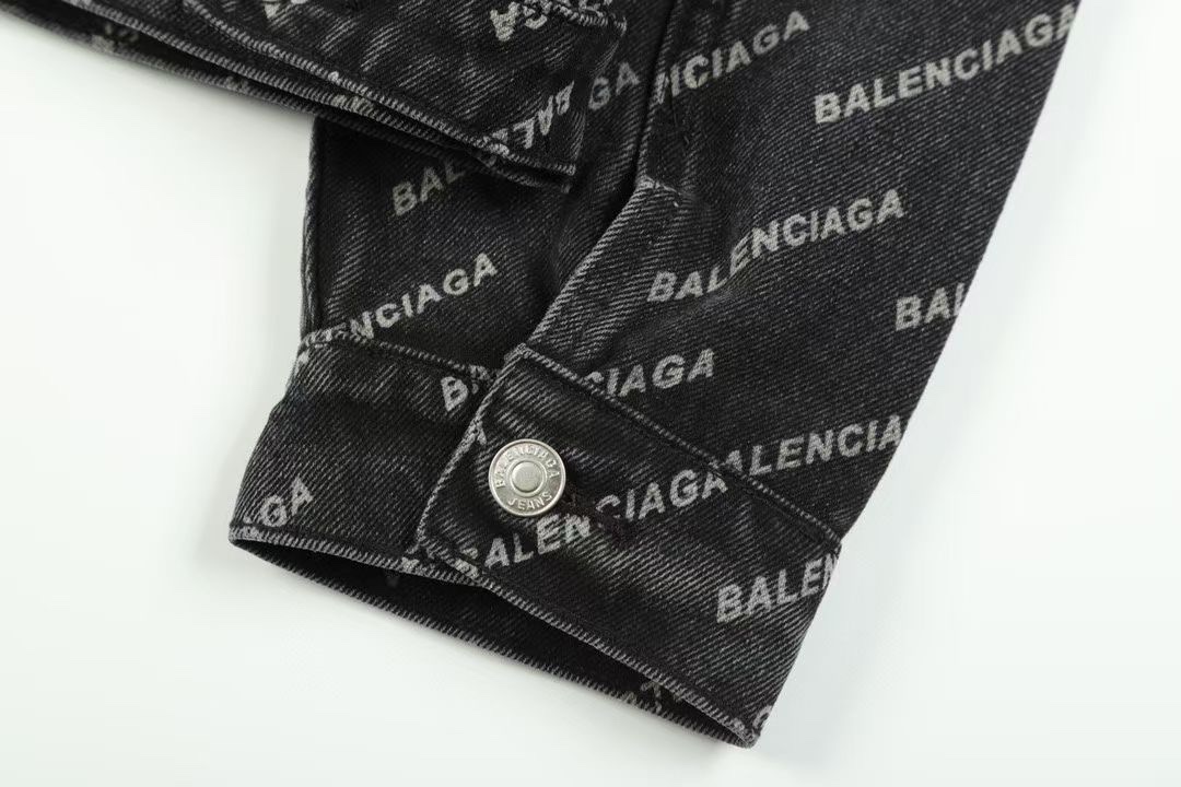 290 Balenciaga/巴黎世家满印弹幕重工水洗牛仔夹克外套