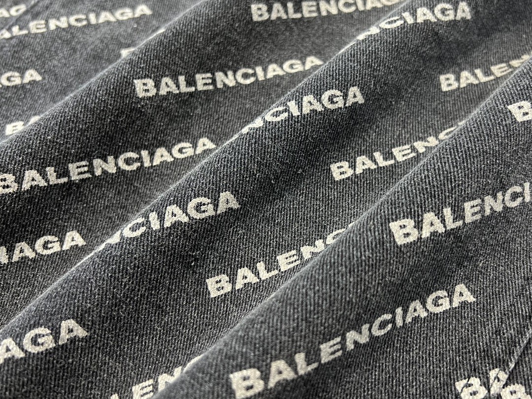 290 Balenciaga/巴黎世家满印弹幕重工水洗牛仔夹克外套