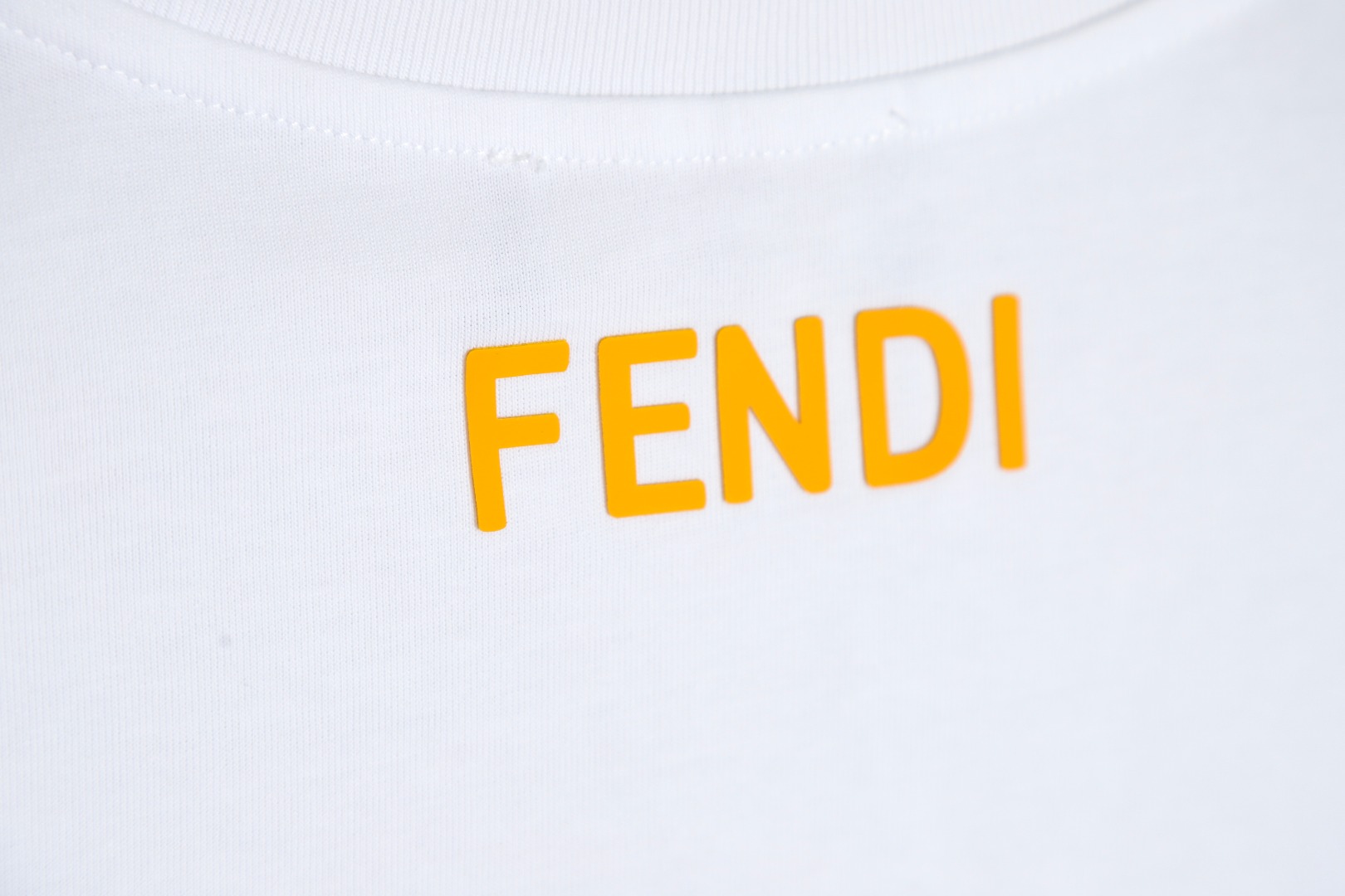 Fendi/芬迪 经典胶皮怪兽眼睛短袖