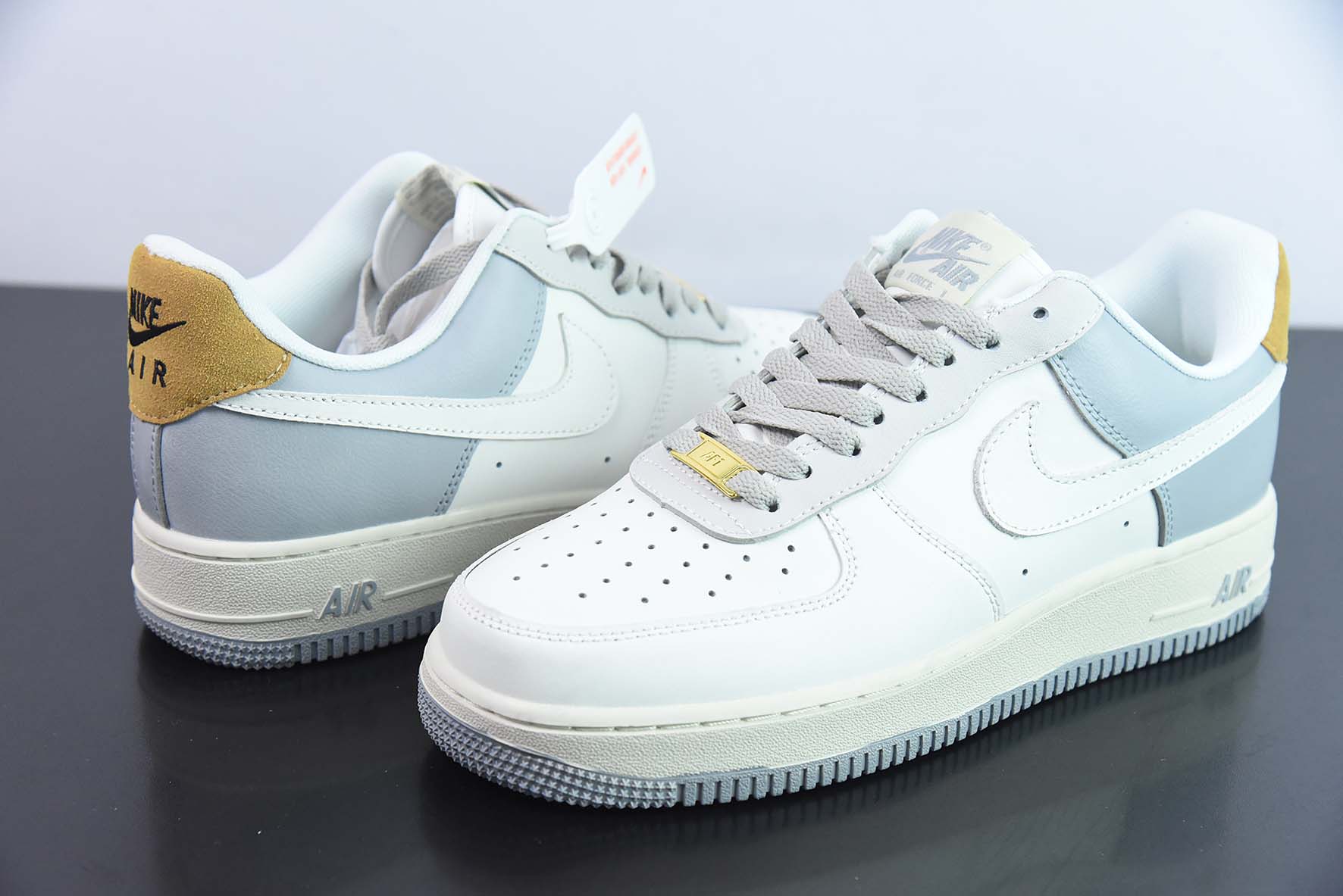 NK Air Force 1'07 Low 浅灰棕 空军一号低帮休闲板鞋 货号：CW2288-702