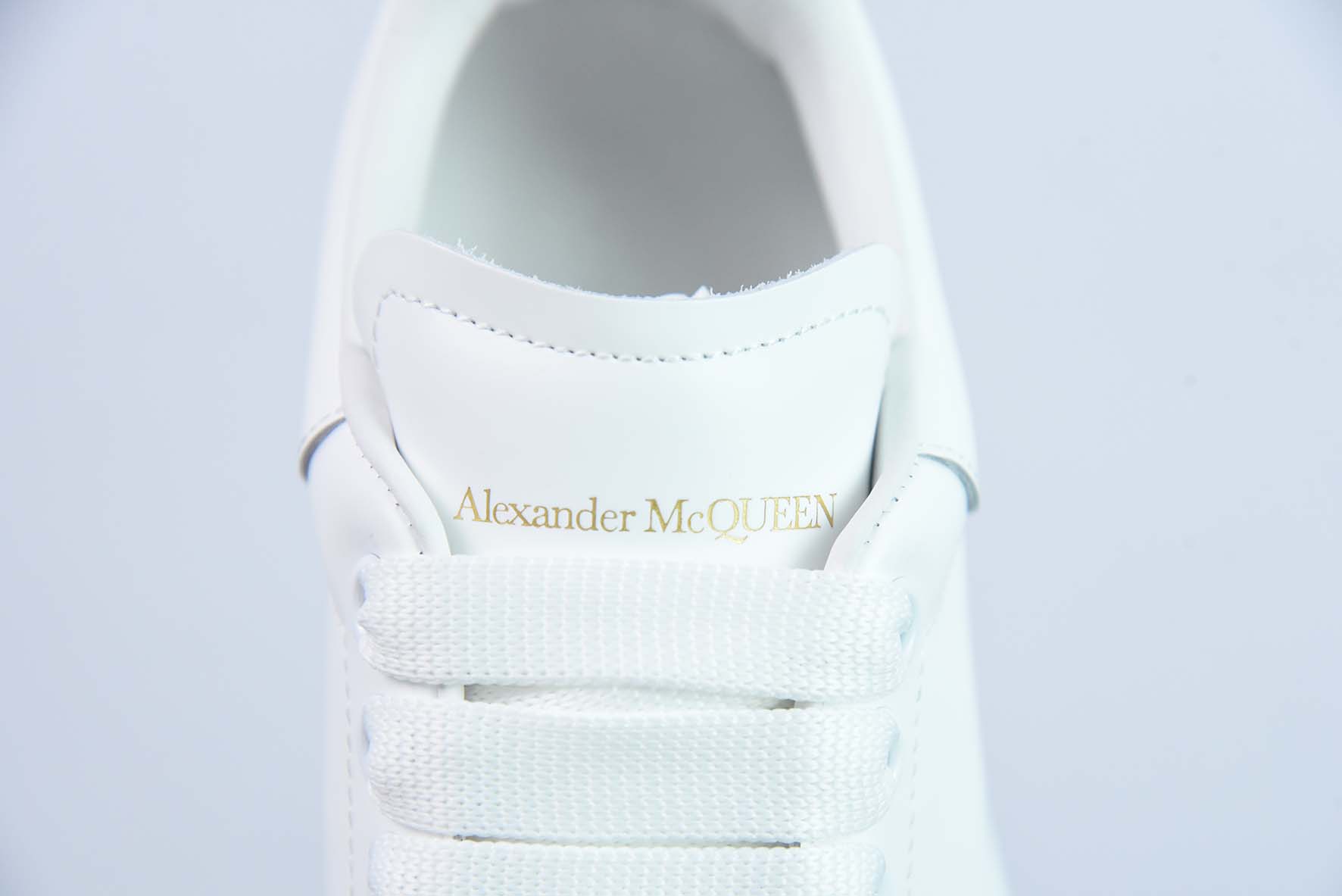 Alexander McQueen/亚历山大麦昆 松糕鞋厚底增高小白鞋