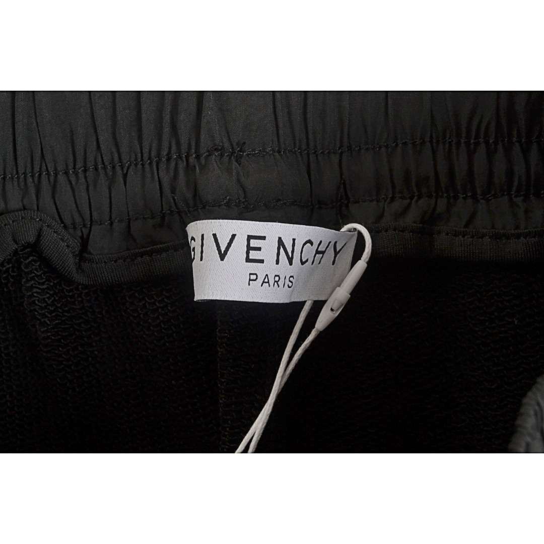 Givenchy/纪梵希 GVC 22SS 4g刺绣logo拼接短裤