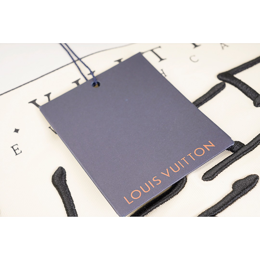 Louis Vuitton/路易威登 LV 22FW 刺绣徽标短袖T恤