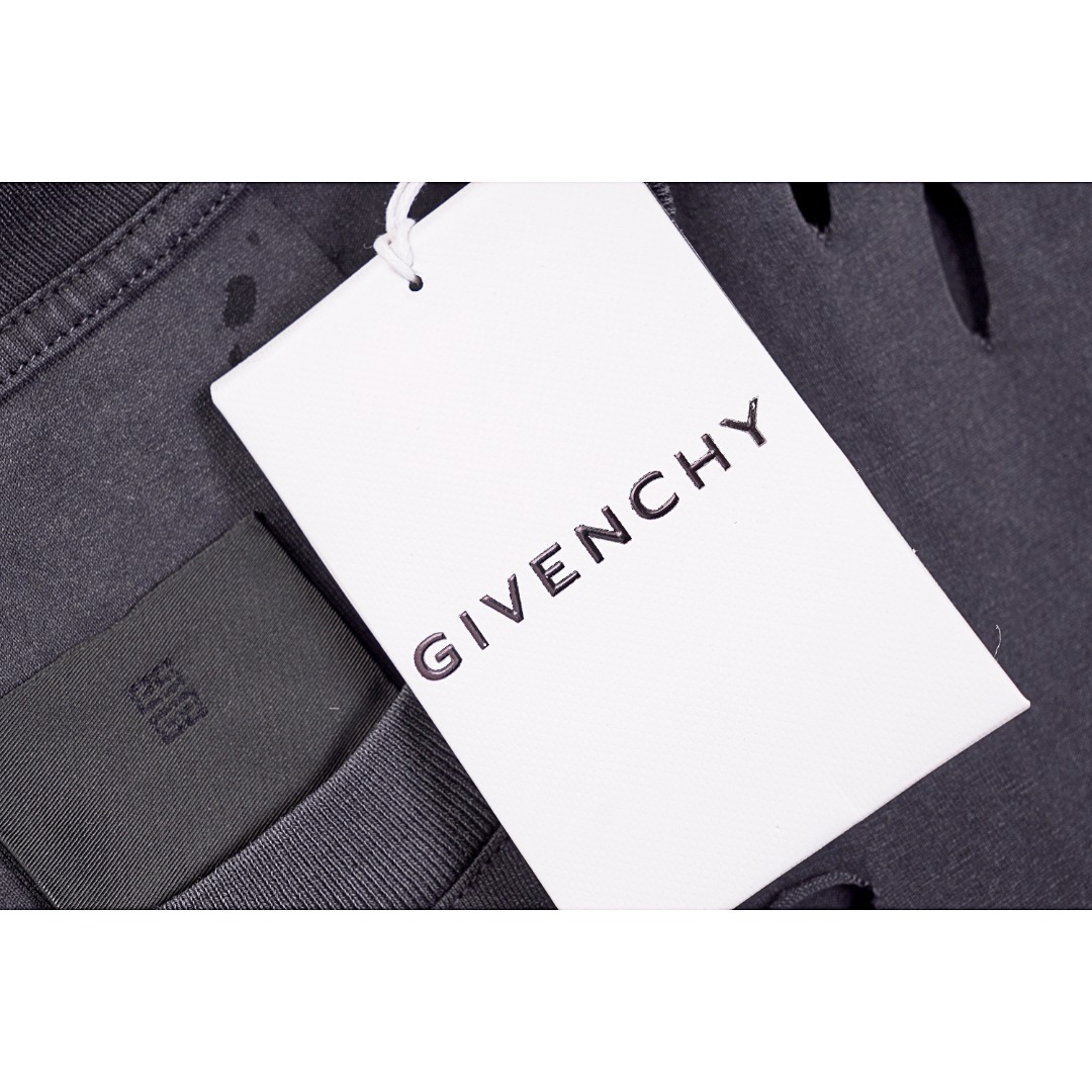 Givenchy/纪梵希GVC 23SS 磨烂破洞字母印花短袖T恤