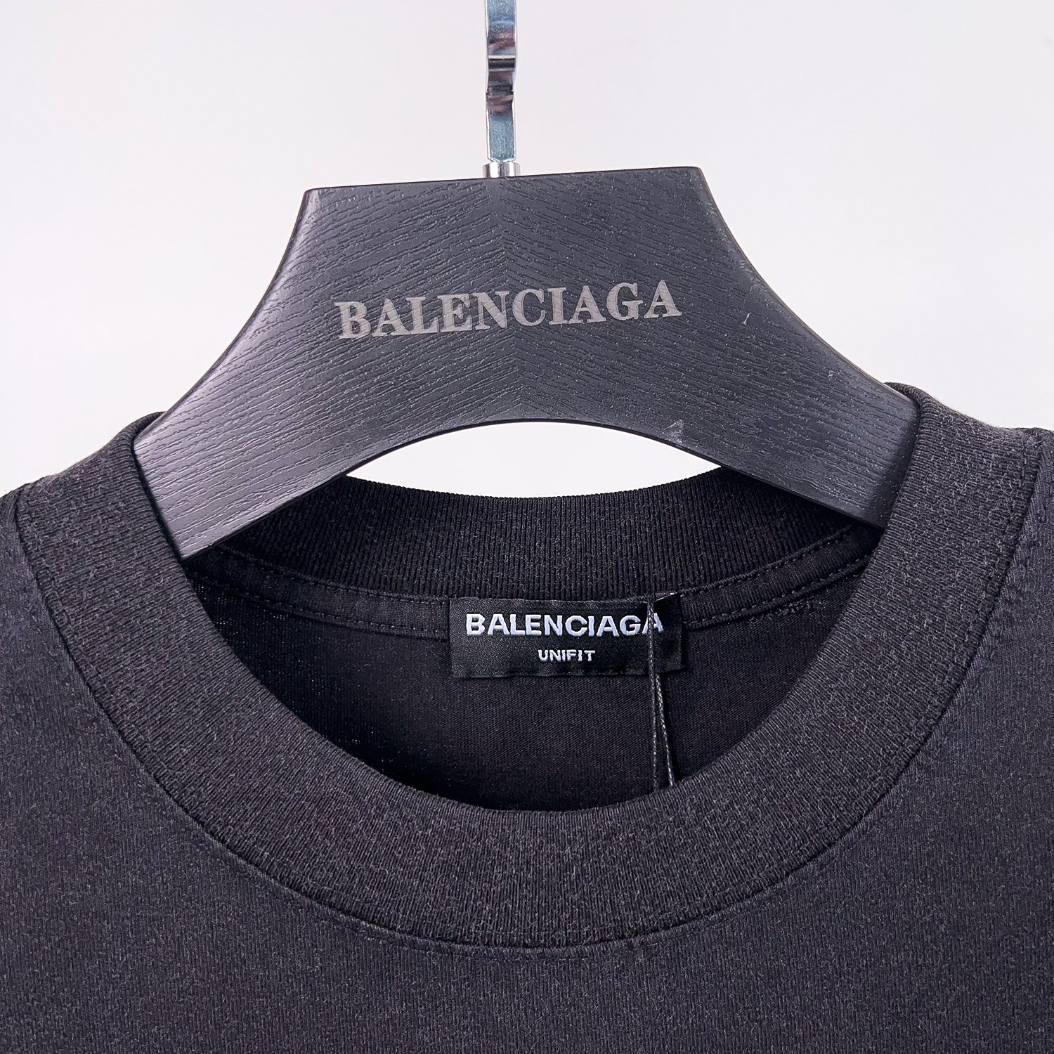 高版本BALENCIAGA/巴黎世家 半B经典LOGO刺绣洗水做旧短袖T恤