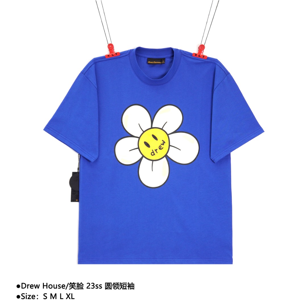 💰130
Drew House/笑脸 23ss 圆领短袖
Size:S M L XL
定织定染面料,匹布数码印
进口胶浆印花,领口纯棉螺纹定制,不易变形,可区别市场版本,开模定制新款吊牌 水洗标 原包装袋
款式编号:GG-56506056014