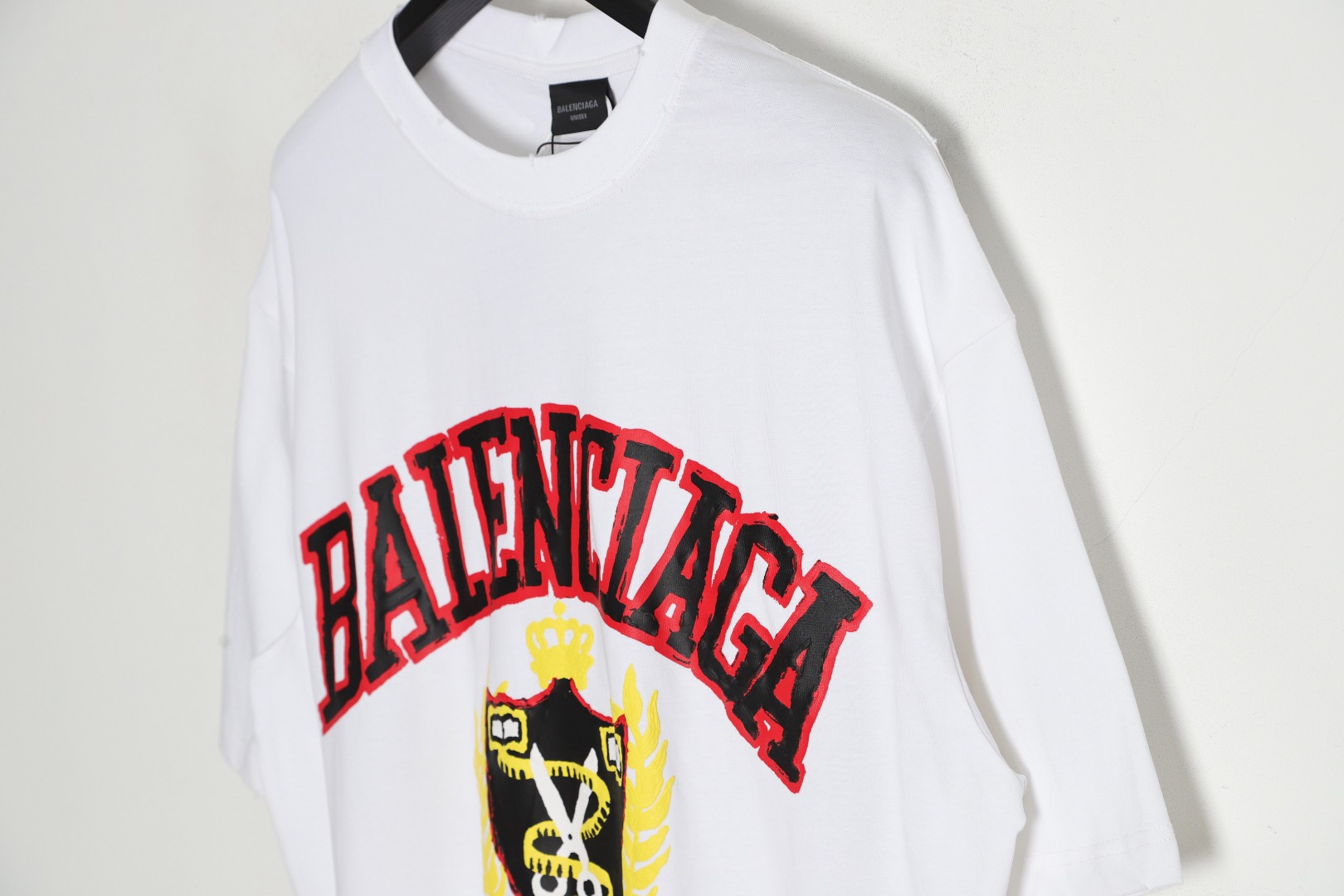 Balenciaga 巴黎世家 23SS 水洗破坏剪刀短袖T恤