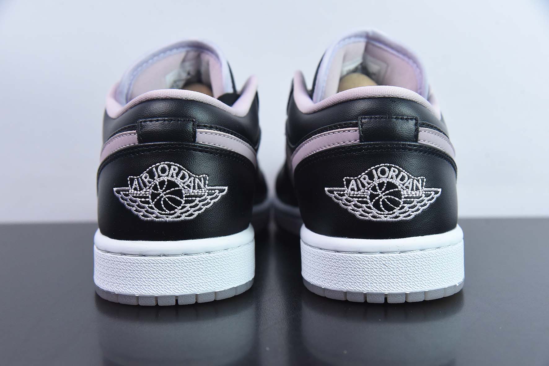NK Air Jordan 1 Low "Iced Lilac" AJ1 乔1冰丁香紫 低帮文化休闲板鞋 DV1309-051