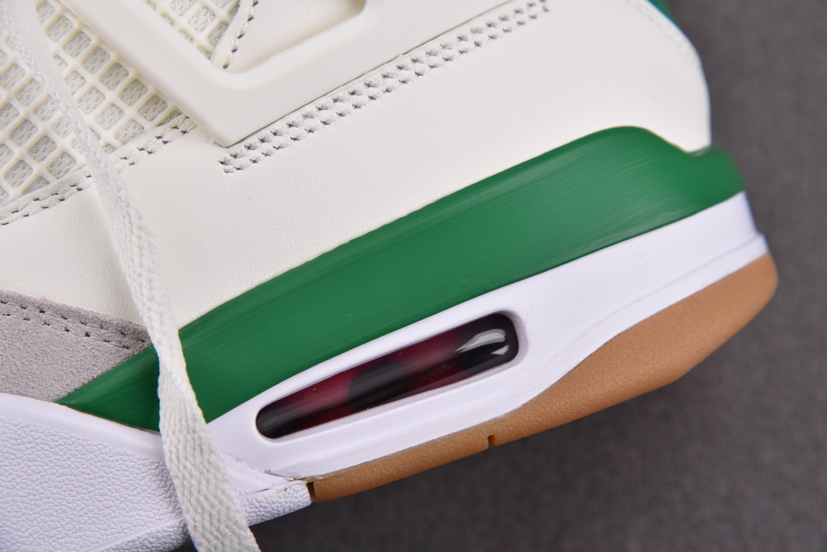 AJ4白绿尺码40-48.5纯原出品-NKSBxAirJordan4“PineGreen”AJSB联名白