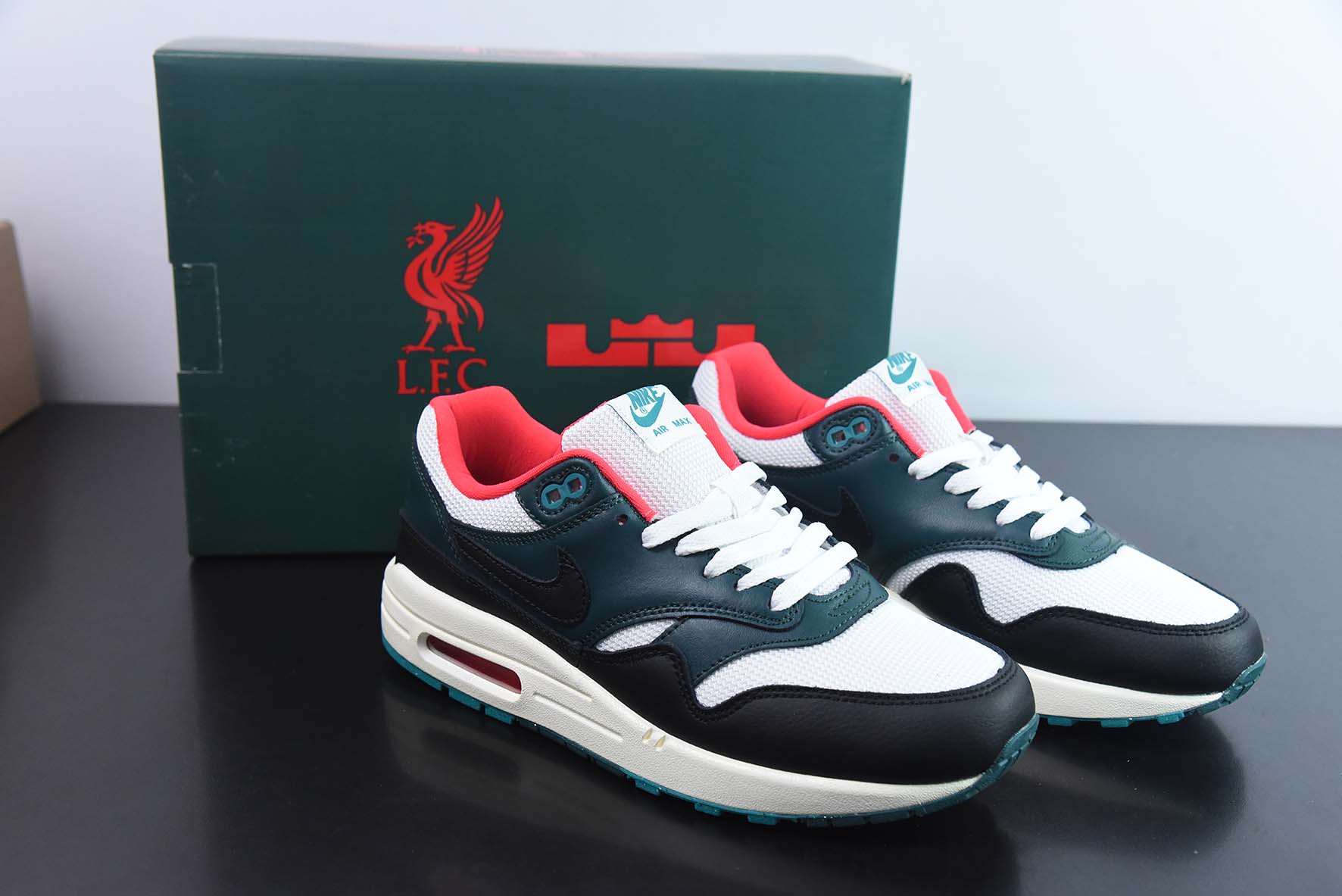 Nike Air Max 1 Liverpool利物浦绿色运动鞋 货号:FB8914-100