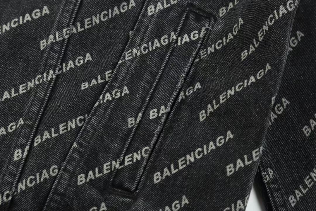 290 Balenciaga/巴黎世家满印弹幕重工水洗牛仔夹克外套