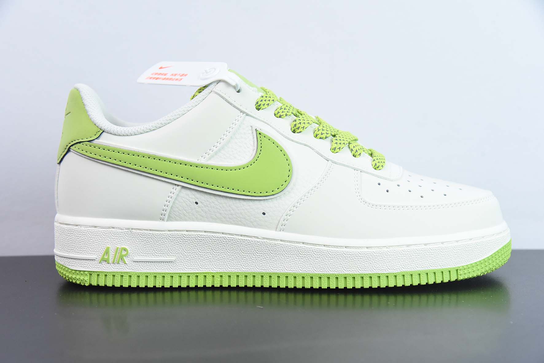 YAE39789132 Edición limitada personalizada en el extranjero, calidad de empresa, Nike Air Force 1 Low '07 verde manzana…