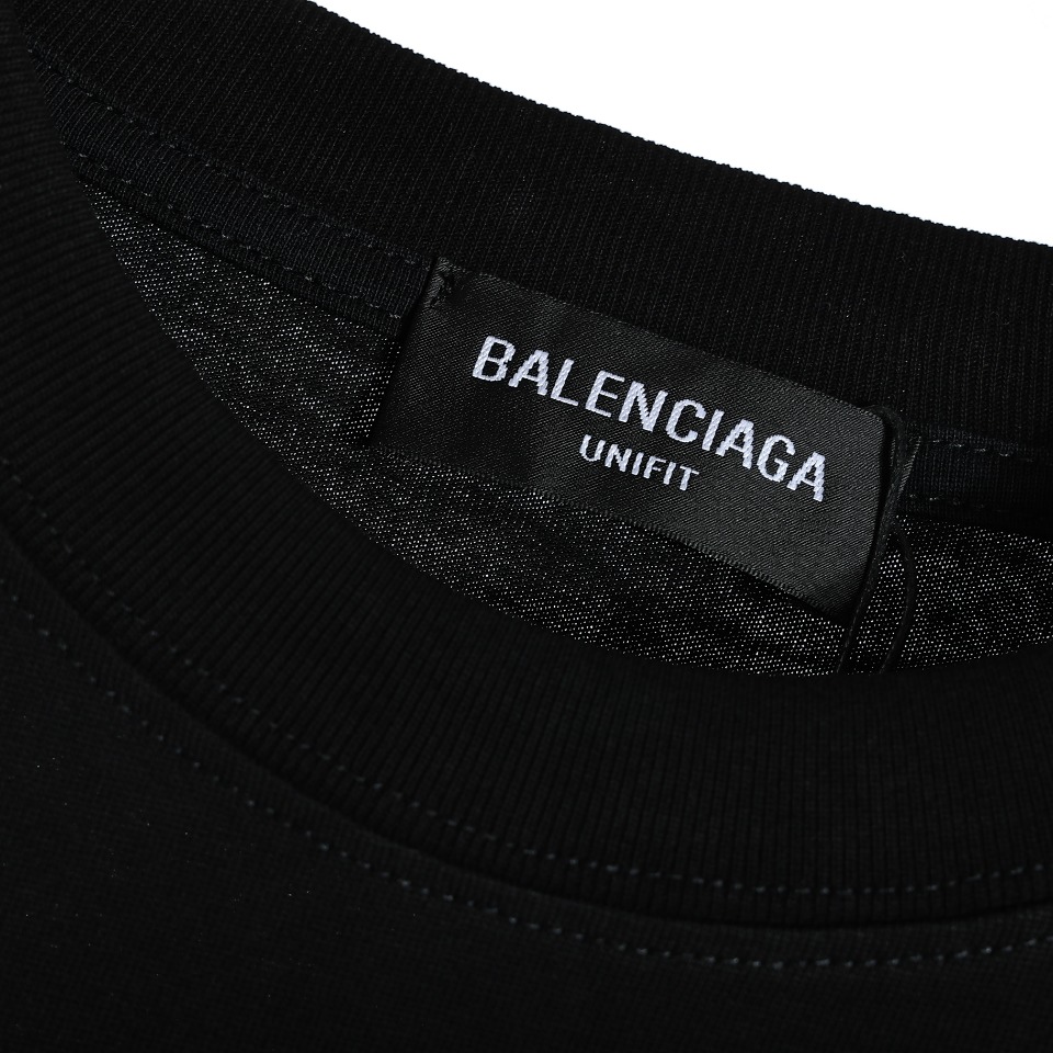 170 BALENCIAGA/巴黎世家23SS 印花模糊字母短袖T恤