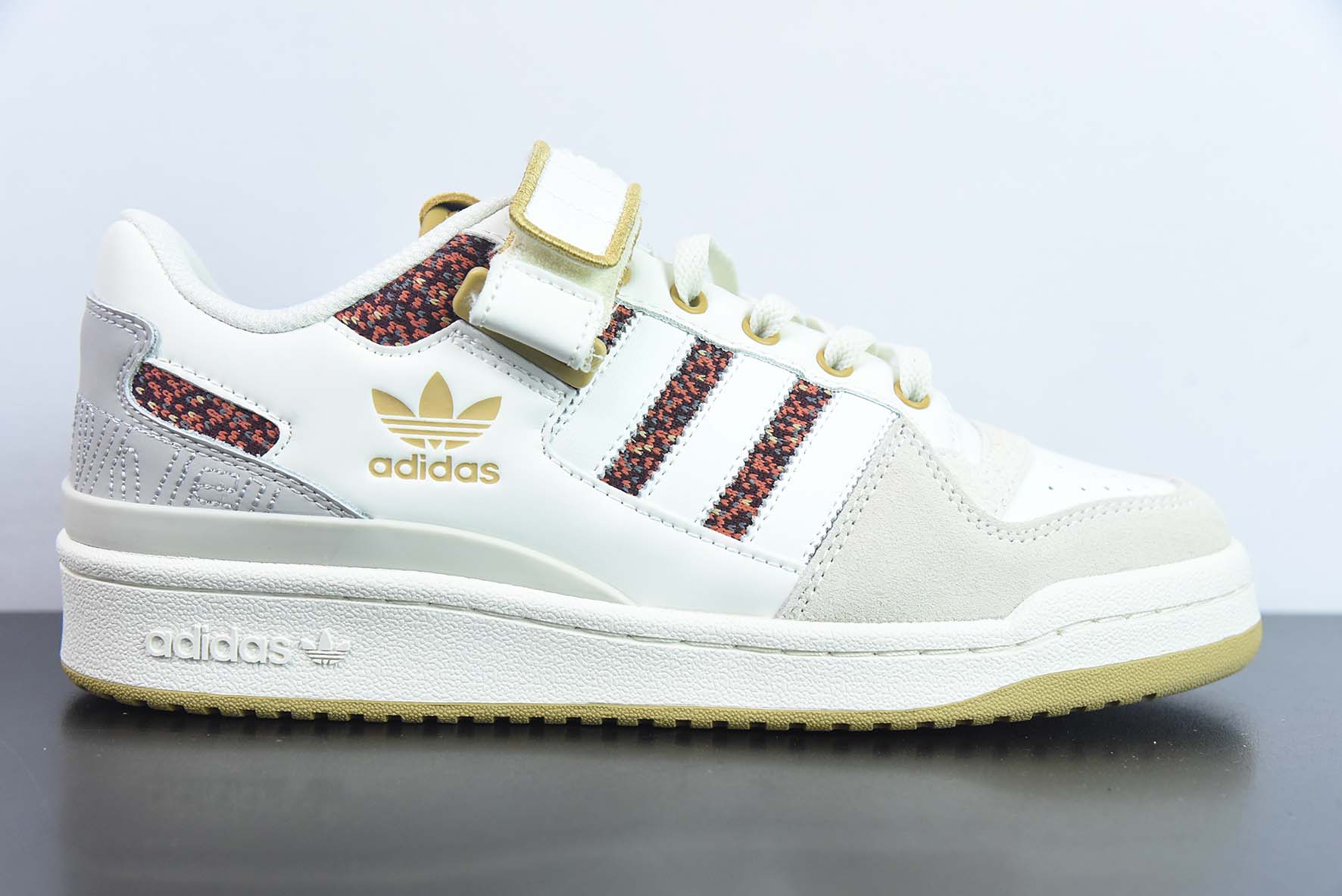 Originals Forum 84 ADV Low 罗马系列魔术贴低帮复古系带百搭休闲运动板鞋“米白浅灰红”HQ4604