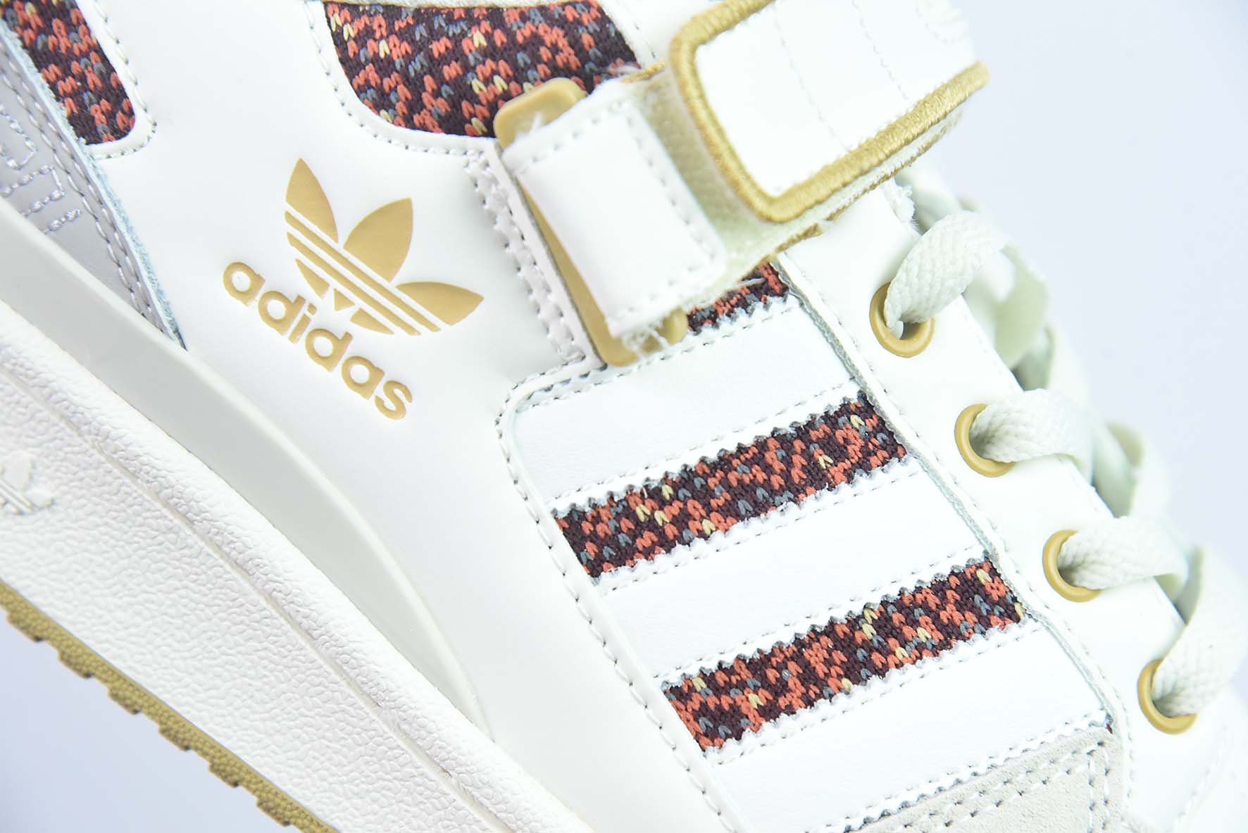 Originals Forum 84 ADV Low 罗马系列魔术贴低帮复古系带百搭休闲运动板鞋“米白浅灰红”HQ4604