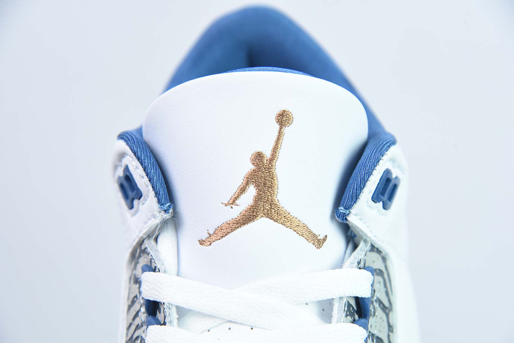 Air Jordan 3  Retro  "White  and  True  Blue" 奇才 耐磨  复古篮球鞋 白蓝  货号：CT8532-148