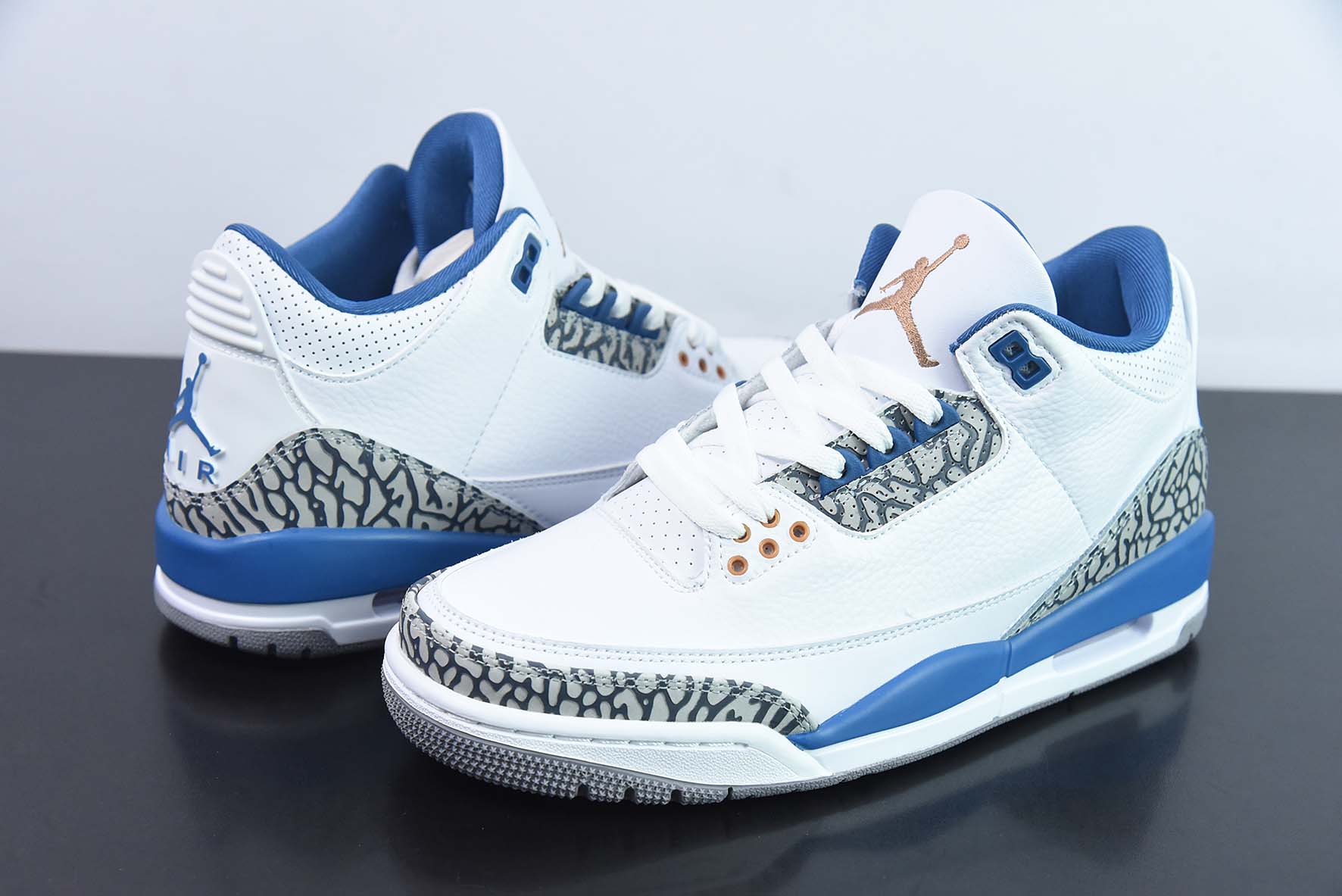 Air Jordan 3  Retro  "White  and  True  Blue" 奇才 耐磨  复古篮球鞋 白蓝  货号：CT8532-148