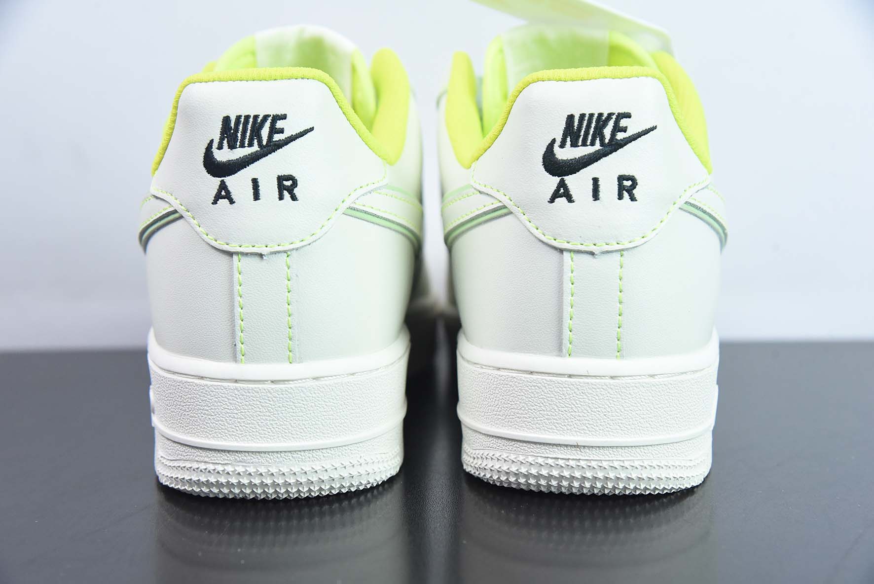 Nk Air Force 1'07 Low 兔八哥白绿满天星 空军一号低帮休闲板鞋 货号:315122-909