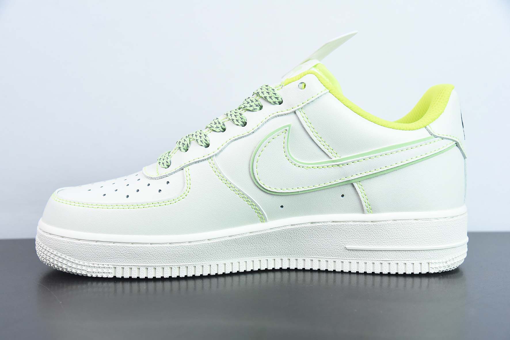 Nk Air Force 1'07 Low 兔八哥白绿满天星 空军一号低帮休闲板鞋 货号:315122-909