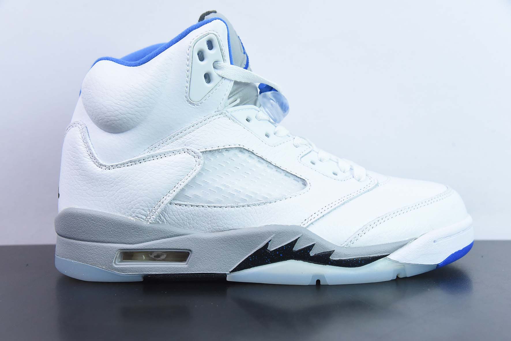 IHFL80643168 Air Jordan 5 AJ5 zapatillas de baloncesto Jordan 5 / blanco azul número de producto: DD0587-140 …
