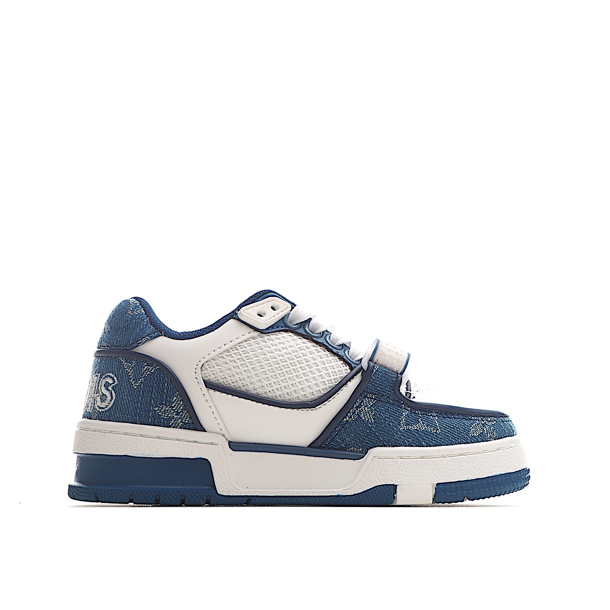 图片[3]-LV儿童时尚系带魔术贴板鞋 受复古篮球鞋的启发，Virgil Abloh 为 L V此次取材字母组合压纹小牛皮。作为鞋收集的图标的个性发光。由会标牛仔布和魔术贴肩带制成，带有会标花卉图案注入。后跟采用柔软材质舒适贴合脚踝。 尺码：26-37 货号：蓝色-选品中心