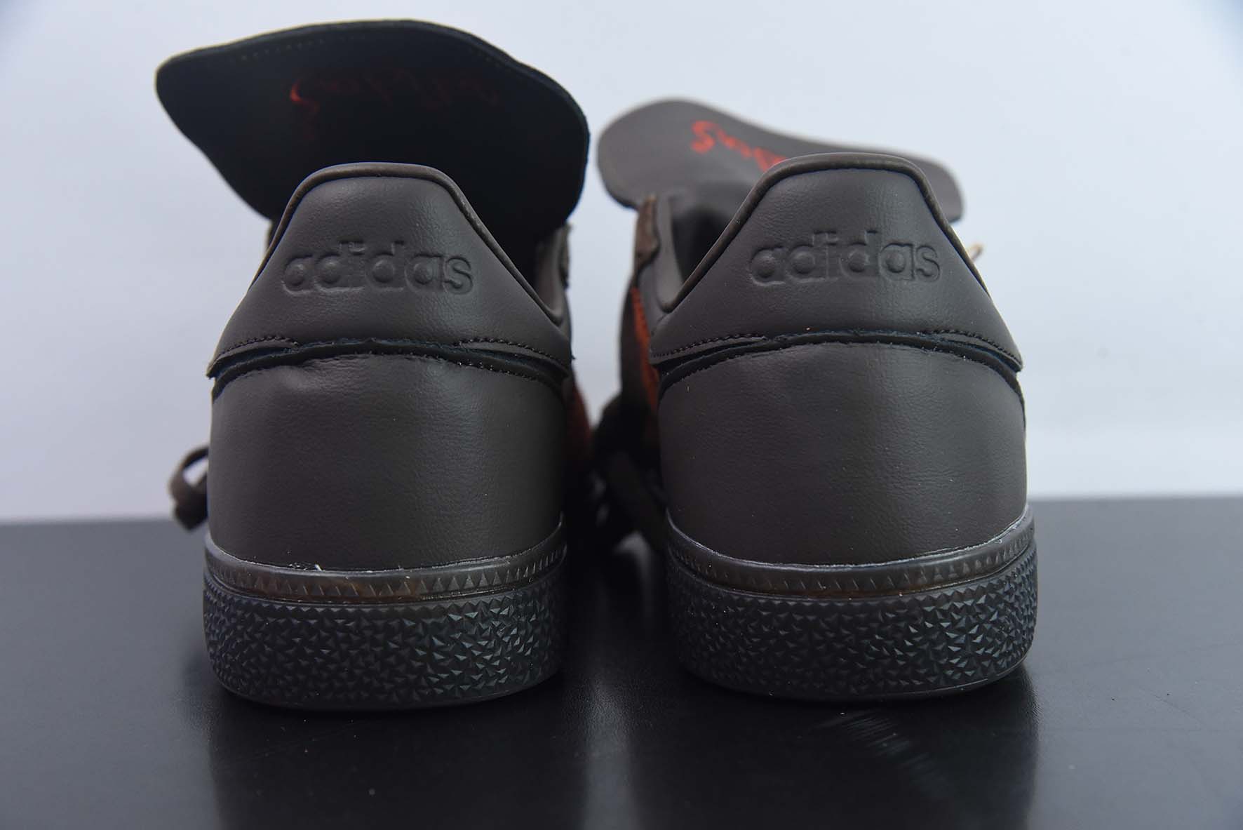 SHUKYU x E-WAX x Adidas Handball Spezial"Brown"手球运动员系列低帮复古“皮革巧克力棕亮橙”货号:HP6694