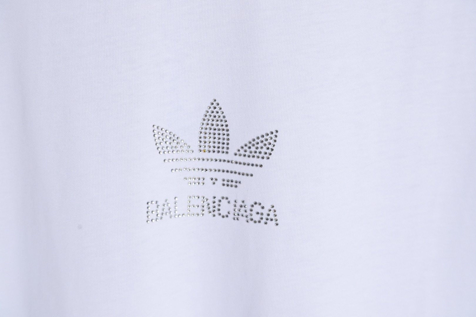 170 Balenciaga X adidas 巴黎世家阿迪联名烫钻短袖