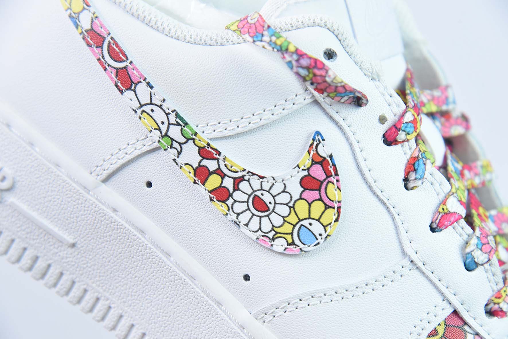 Air Force 1’07 Low"White/Murakami Takashi"空军一号“白彩色村上隆太阳花”货号DD8959-100
