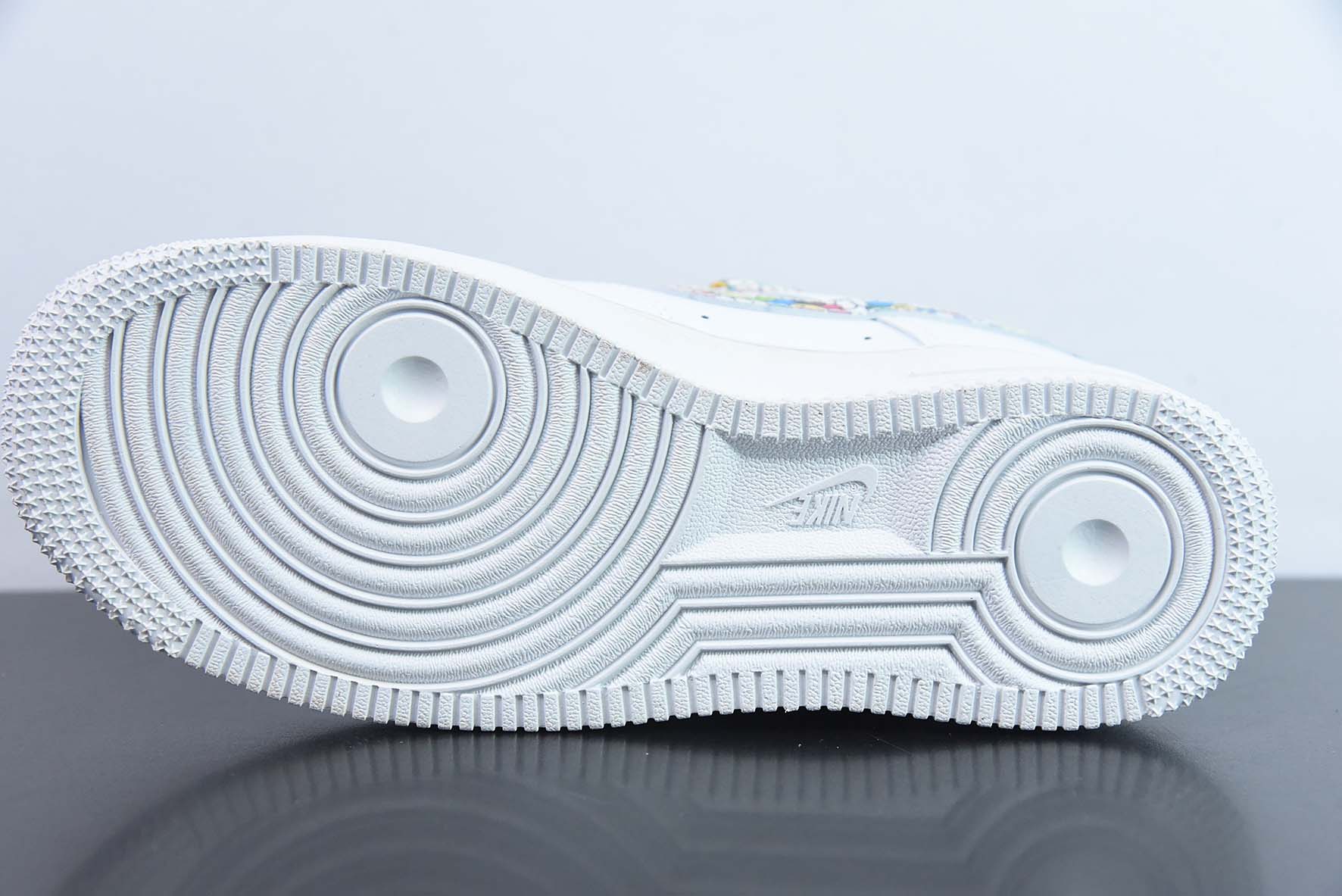 Air Force 1’07 Low"White/Murakami Takashi"空军一号“白彩色村上隆太阳花”货号DD8959-100