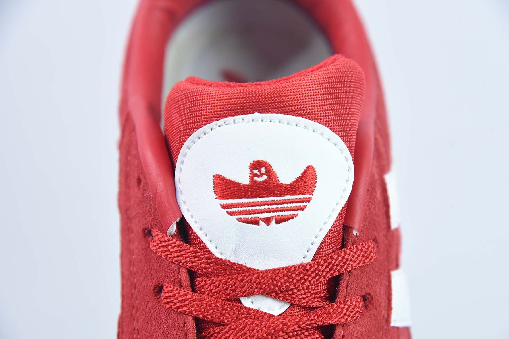 Adidas Originals Campus 80s 学院系列面运动鞋 货号：GY6896