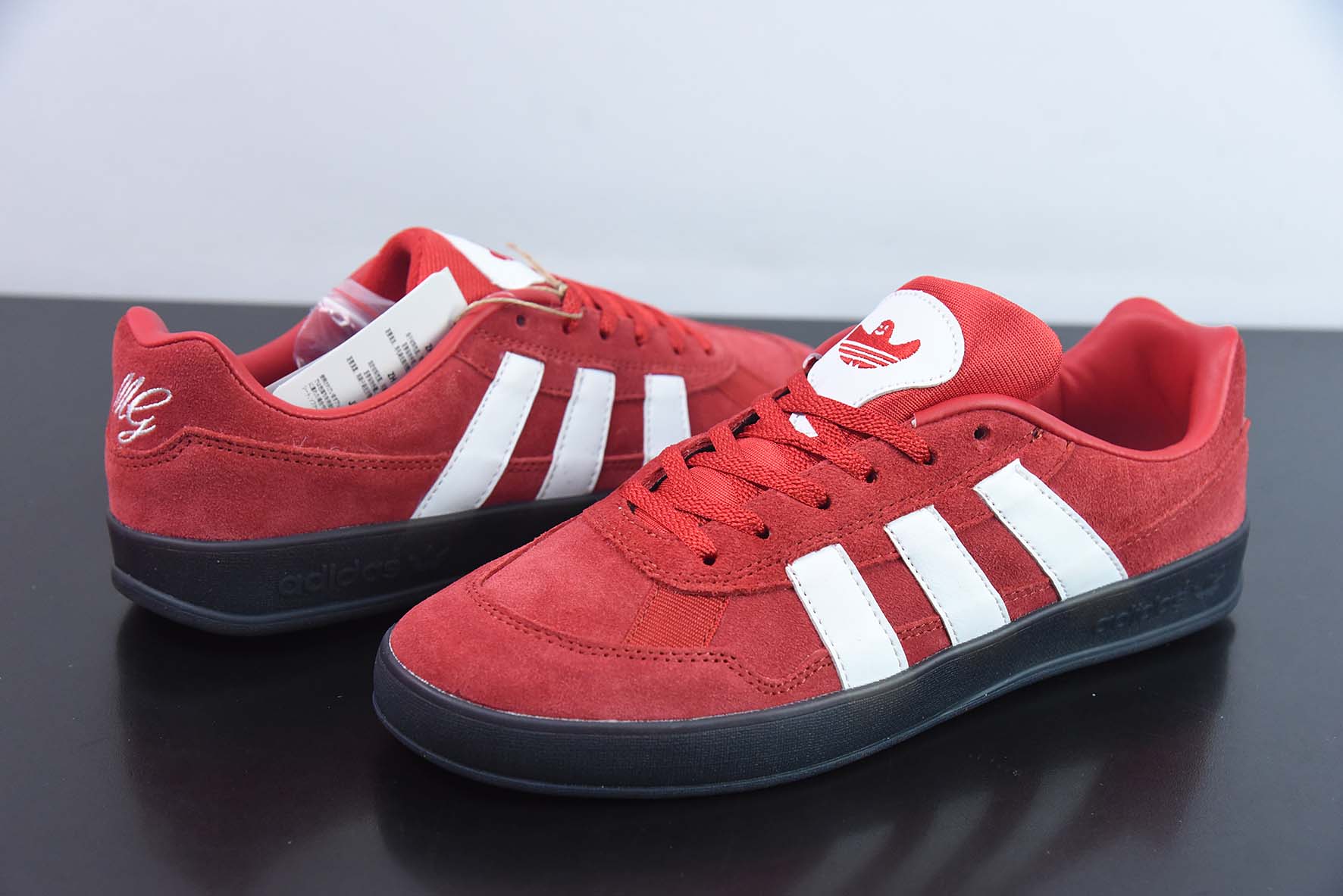 Adidas Originals Campus 80s 学院系列面运动鞋 货号：GY6896