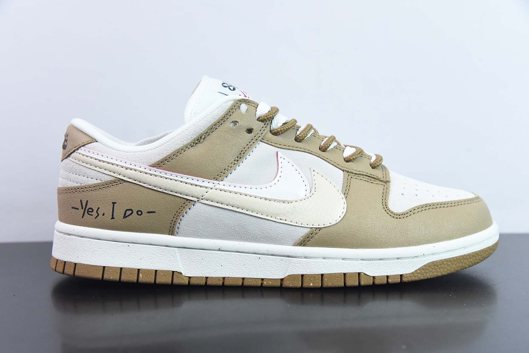 Nike Dunk Low SB zapatillas de skate de caña baja / blanco-marrón doble gancho versión personalizada número de producto…
