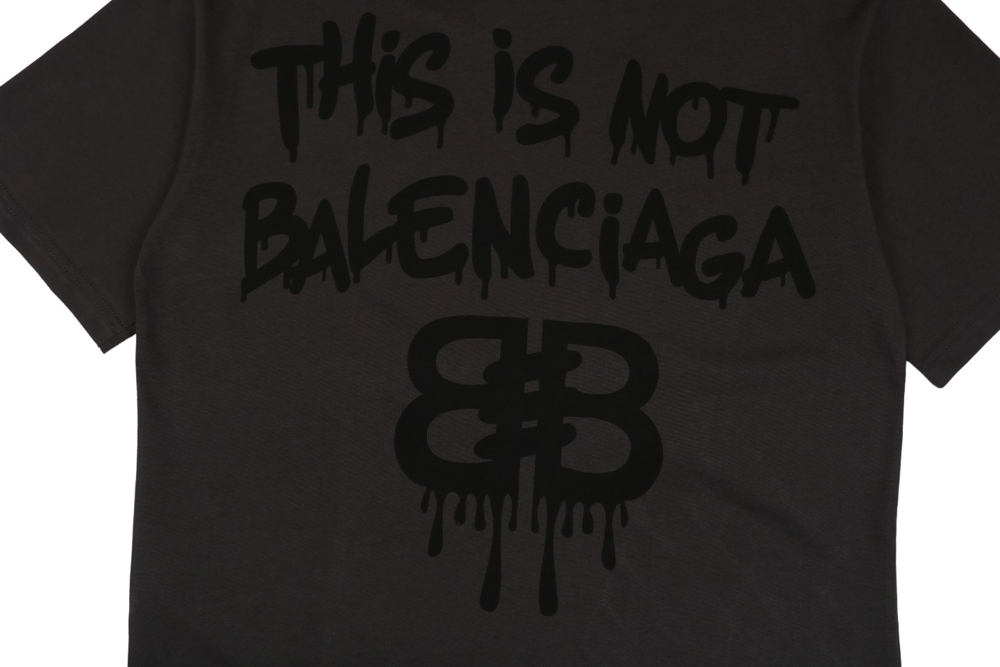 Balenciaga/巴黎世家 23ss 双B涂鸦字母印花短袖