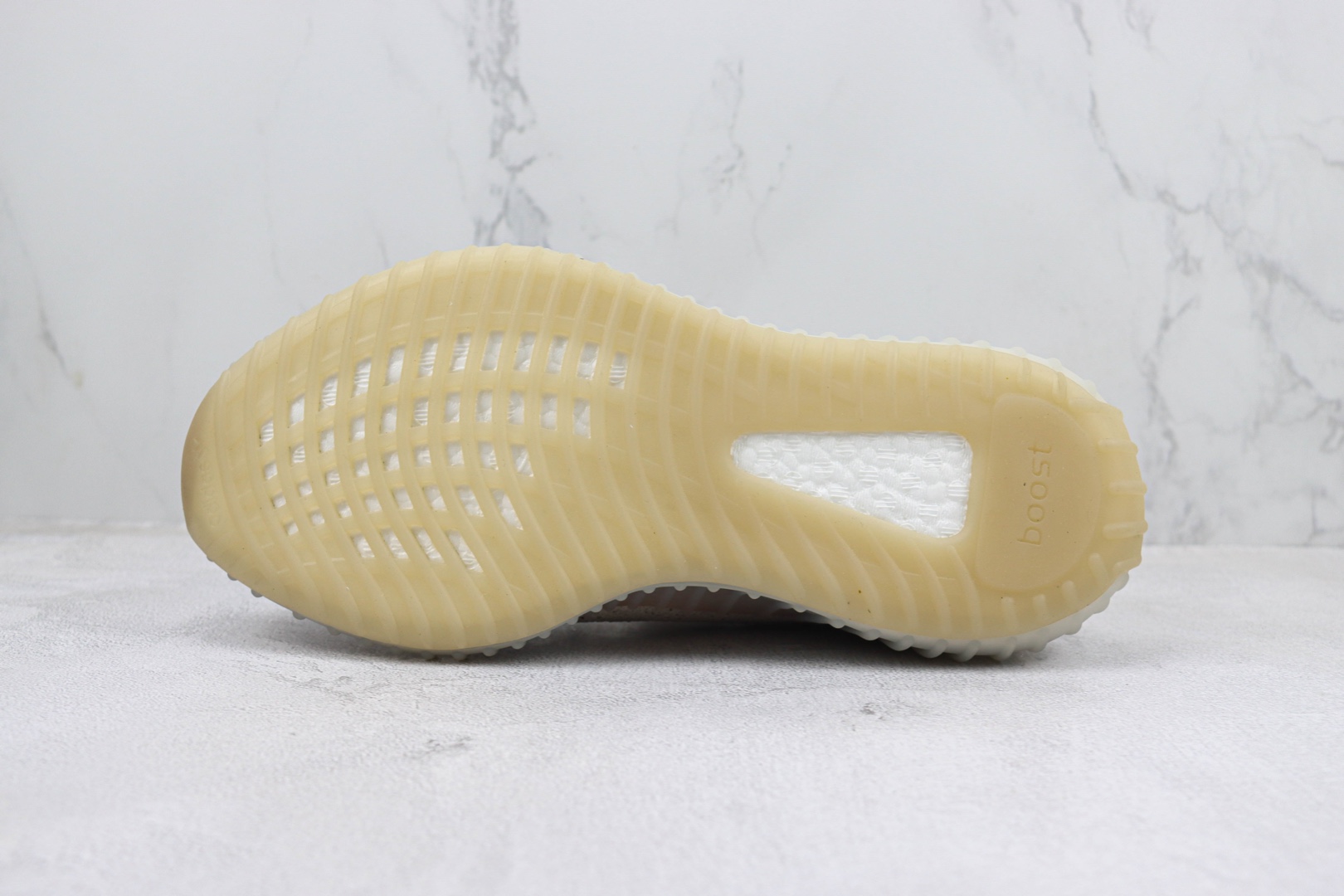 阿迪 椰子350 V2 货号:LR7303 芝麻酒红色运动鞋 Adidas Yeezy Boost 350 V2