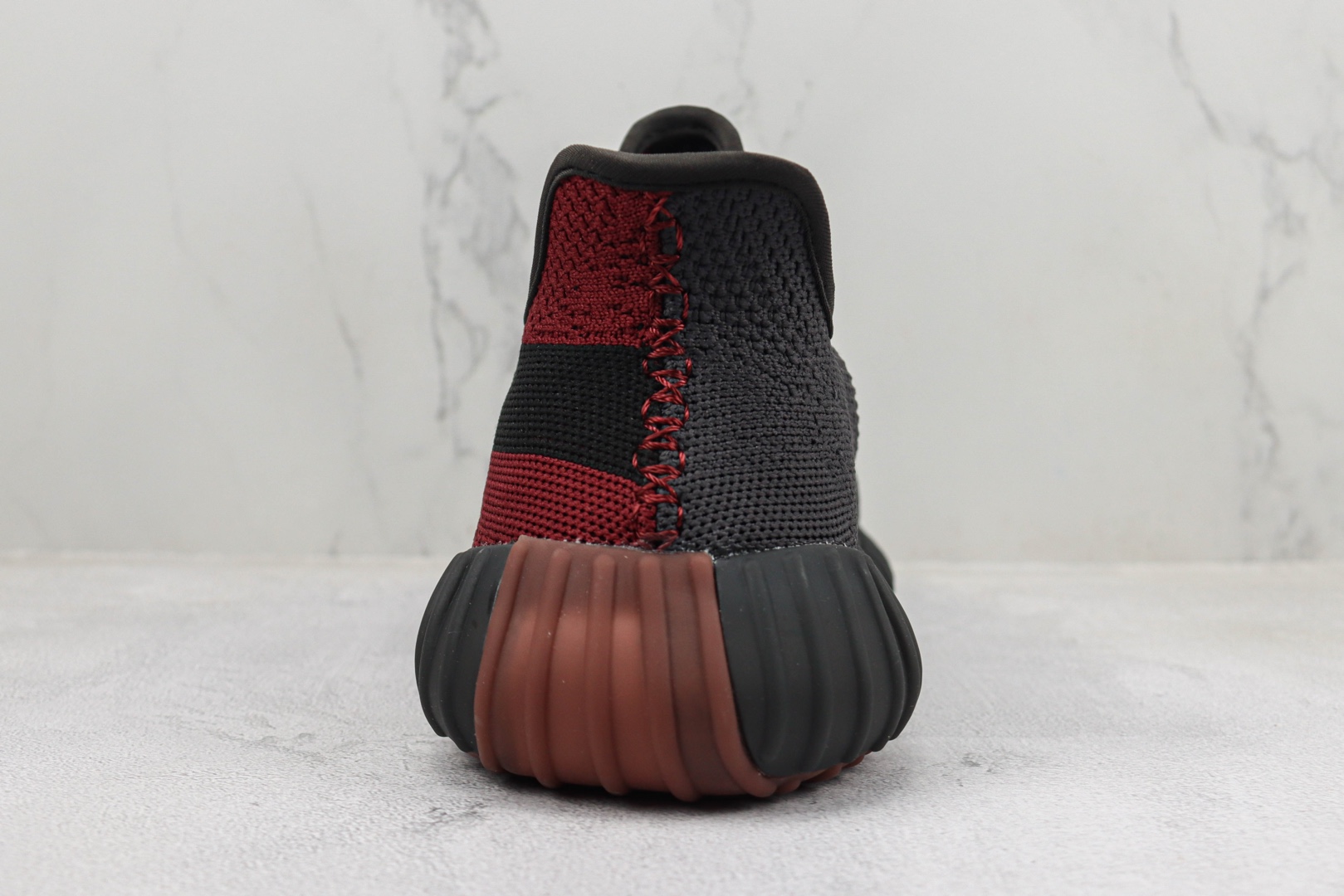 阿迪 椰子350 V2 货号:RH7337 黑酒红色运动鞋 Adidas Yeezy Boost 350 V2