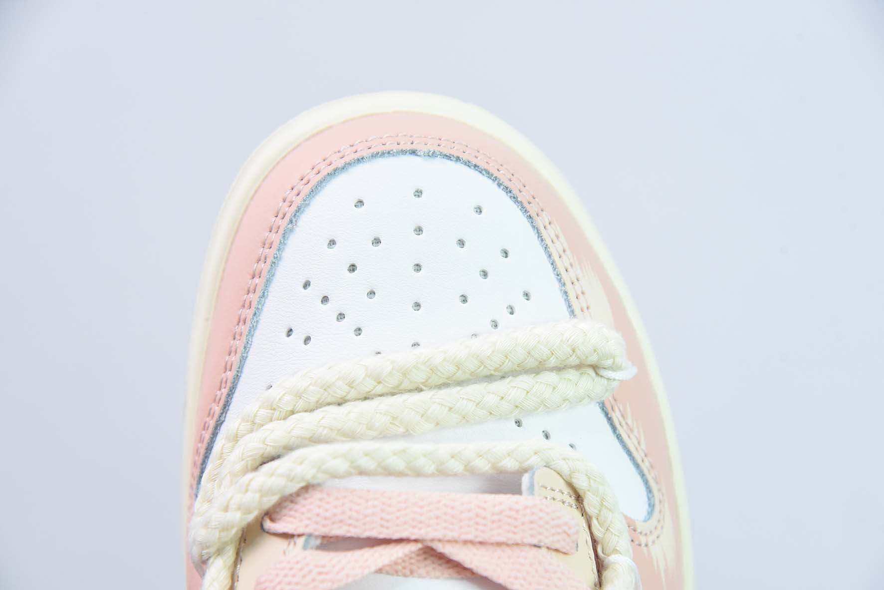 NK SB Dunk Low 解构抽绳低帮 白粉色 涂鸦 印花 货号：DD1503 121
