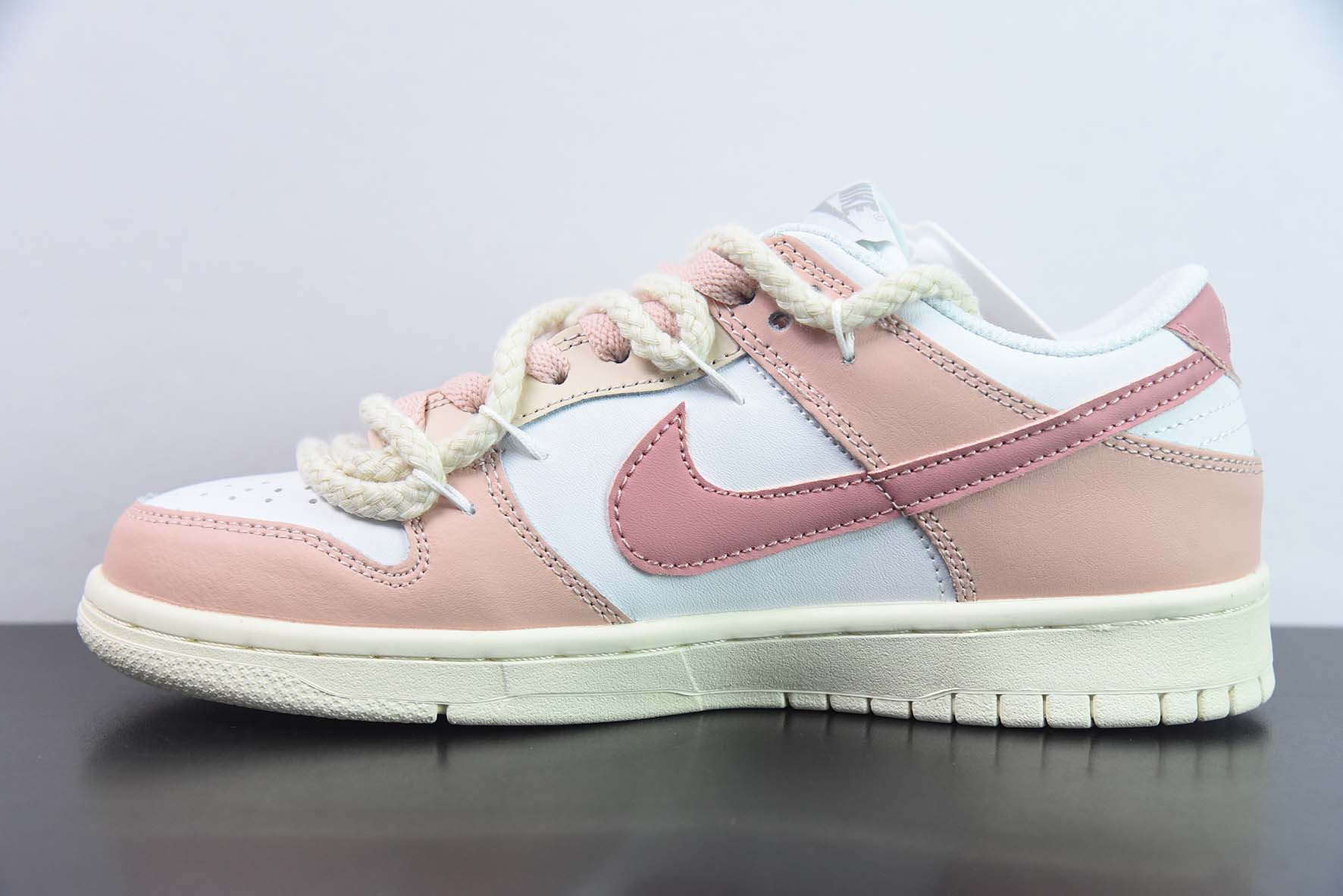 NK SB Dunk Low 解构抽绳低帮 白粉色 涂鸦 印花 货号：DD1503 121