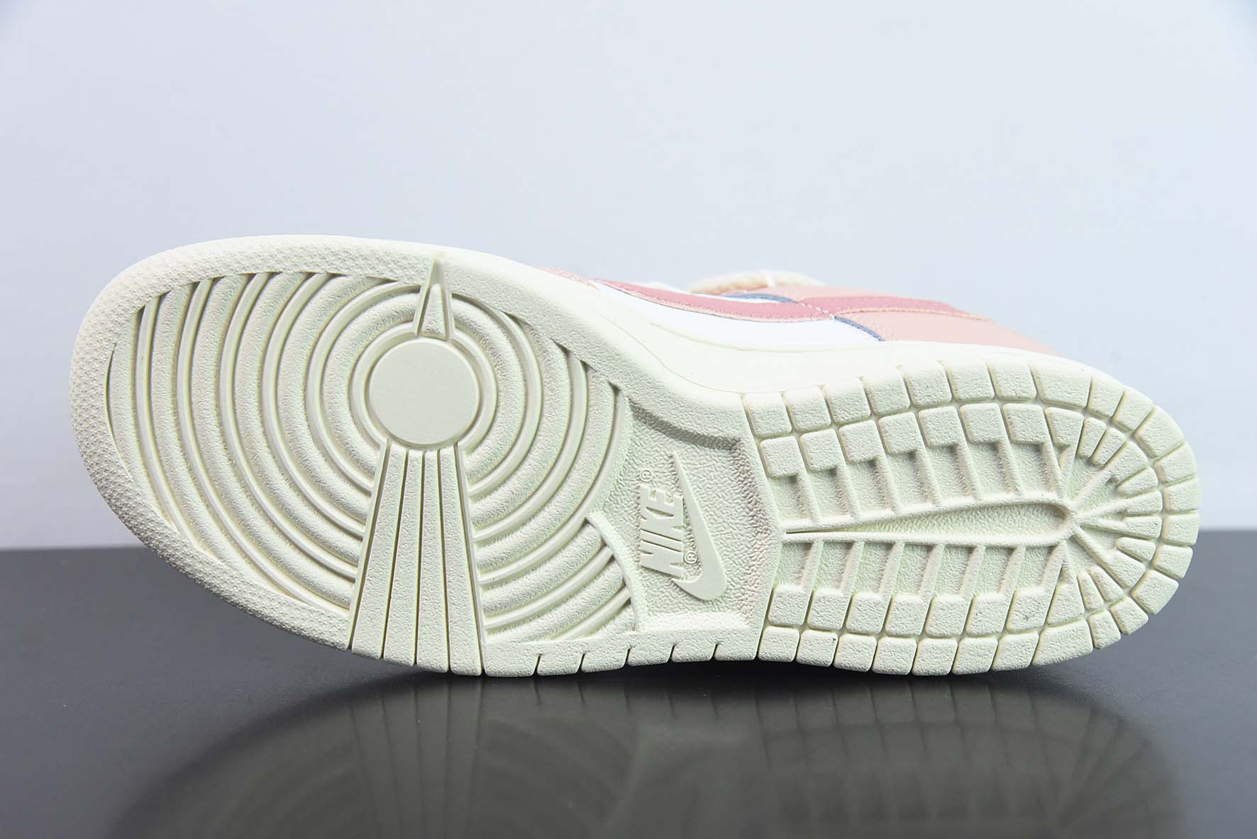 NK SB Dunk Low 解构抽绳低帮 白粉色 涂鸦 印花 货号：DD1503 121