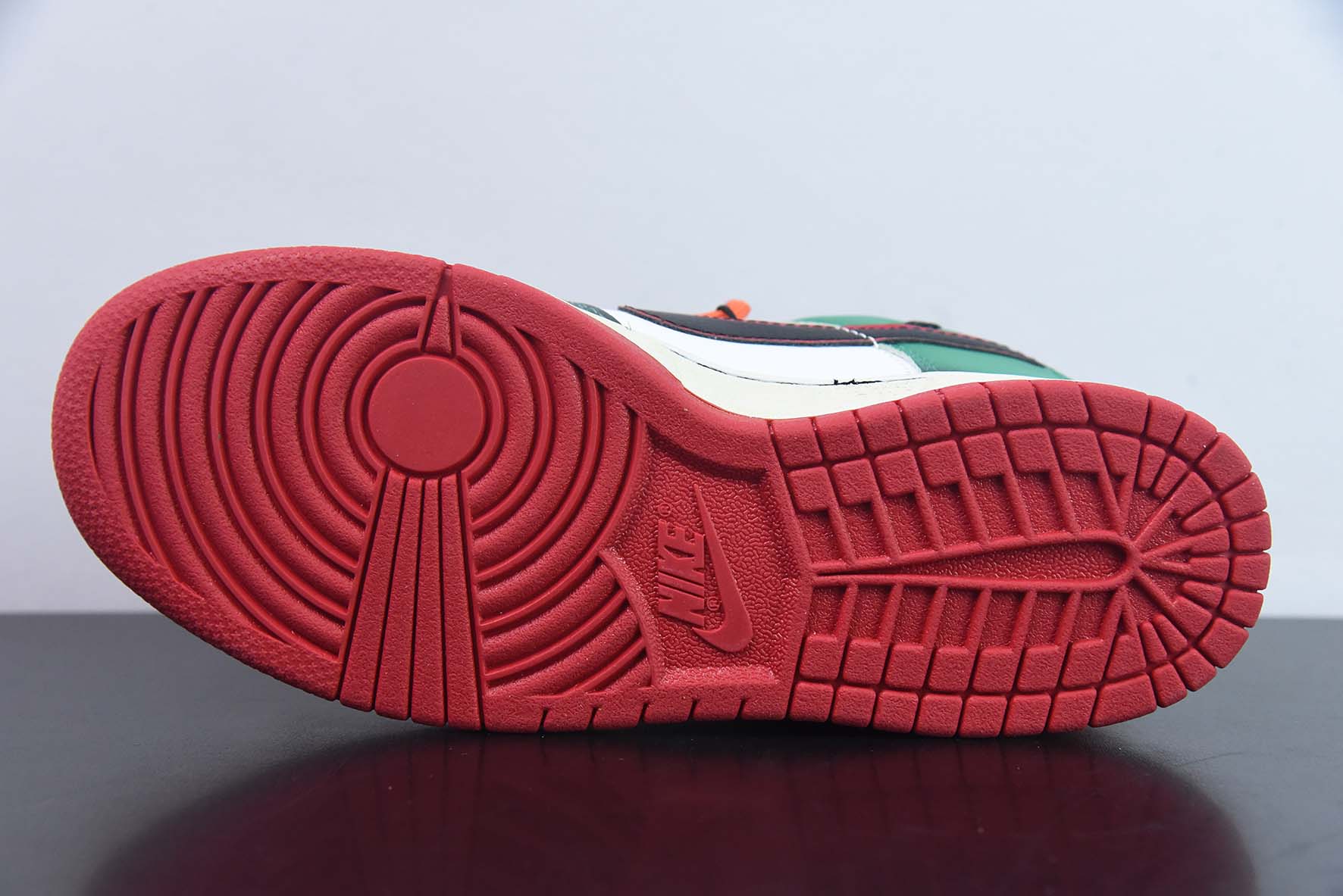 NK SB Dunk Low 解构抽绳低帮 75周年白绿 涂鸦 印花 货号：DD6288-100-54