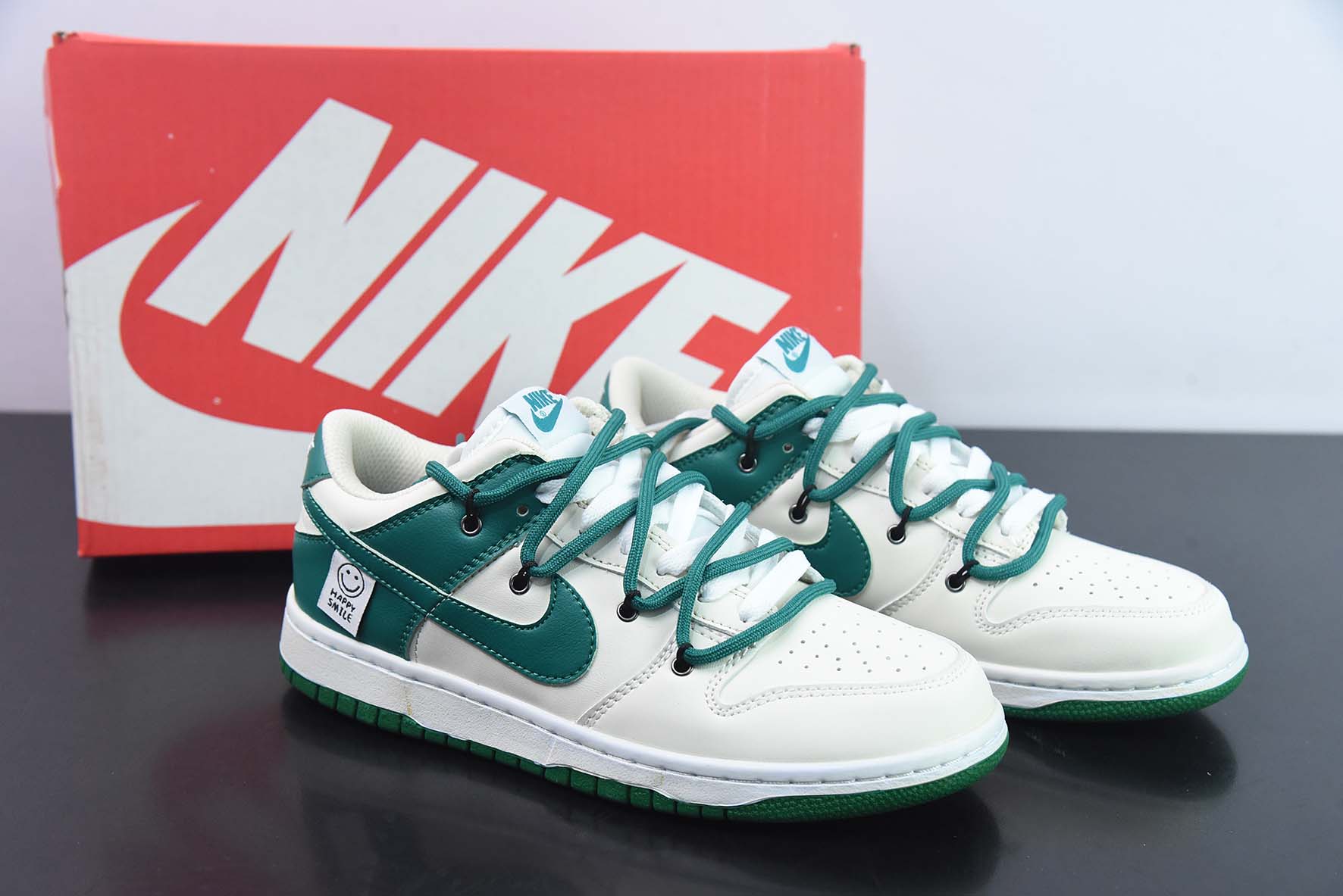 NK SB Dunk Low 解构抽绳低帮白绿笑脸贴布  印花 货号：DD1503 112-32